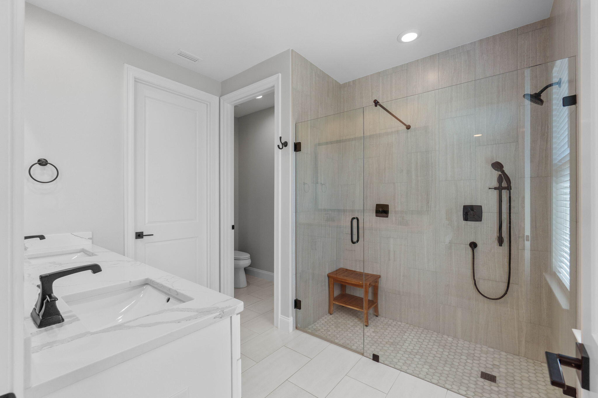 RAIDERS LANDING - Residential