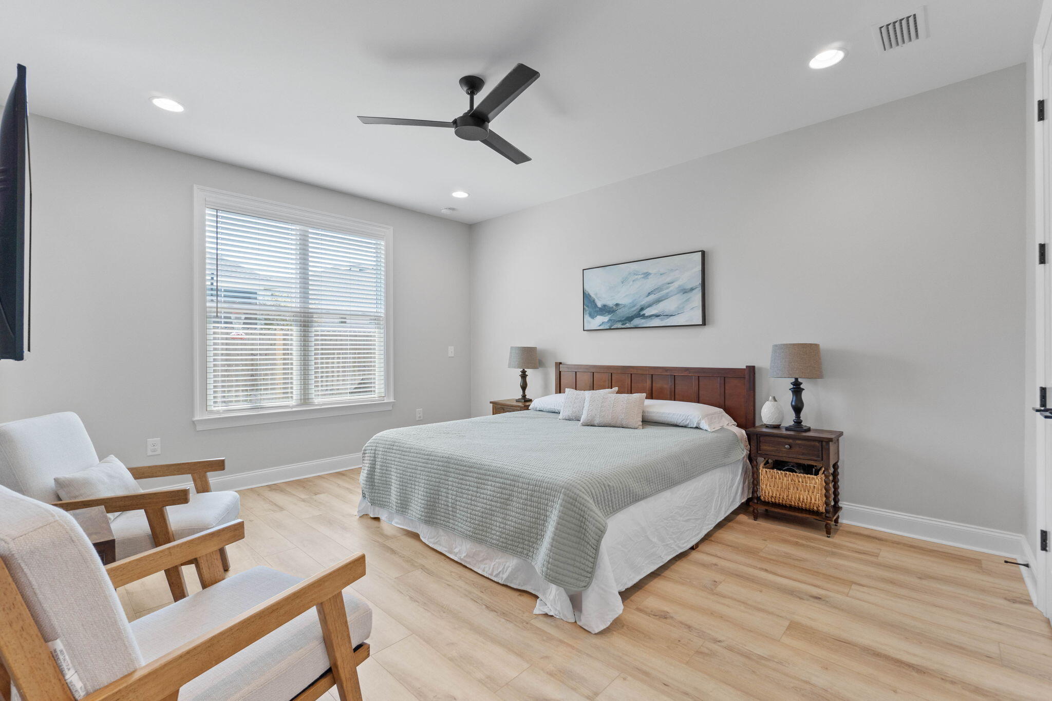 RAIDERS LANDING - Residential