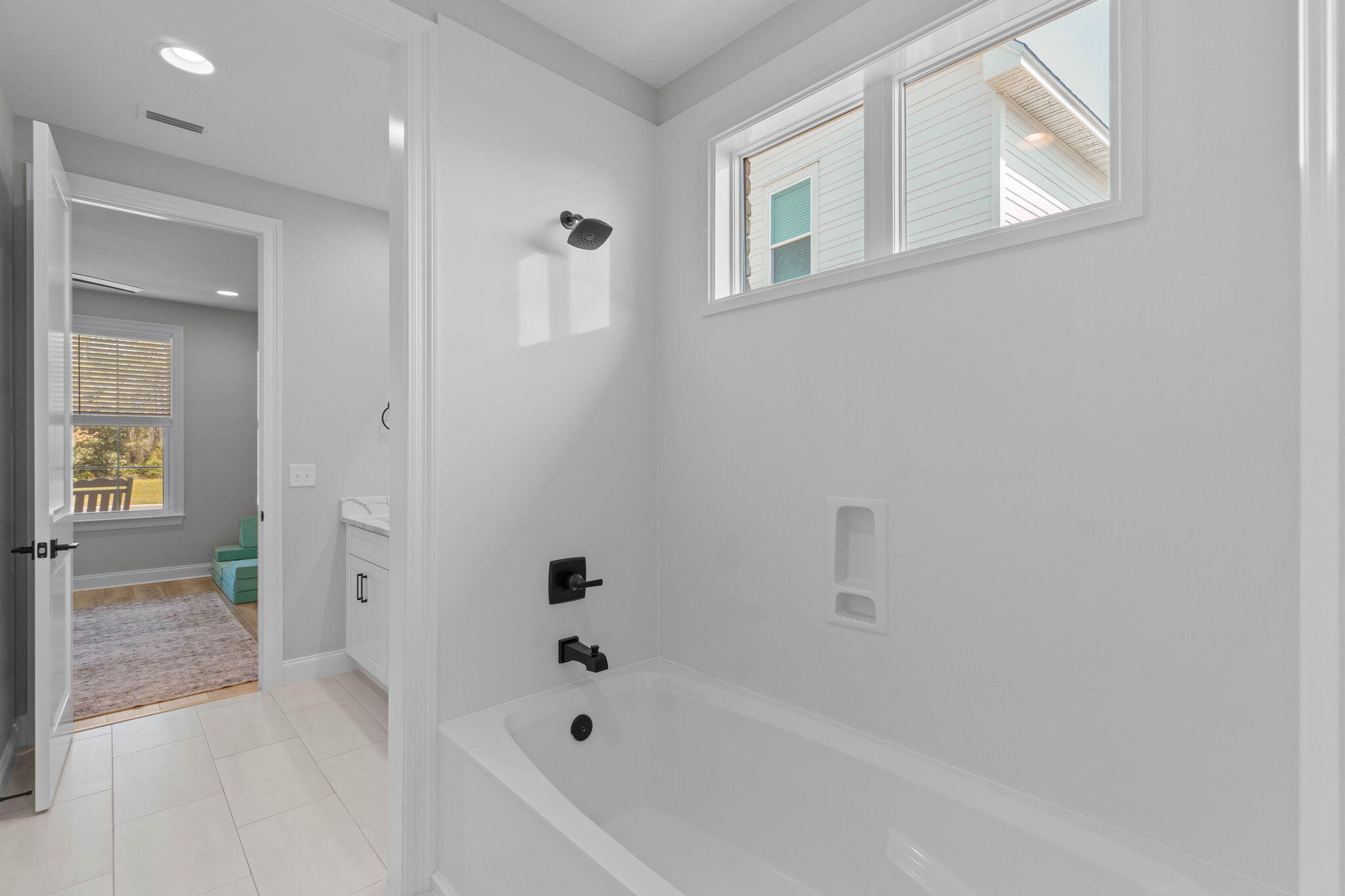 RAIDERS LANDING - Residential