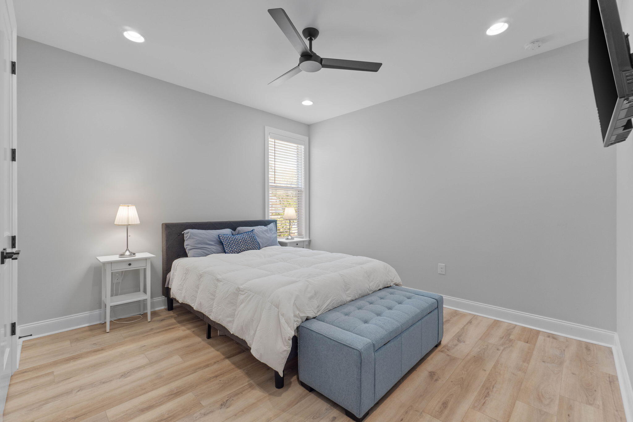 RAIDERS LANDING - Residential