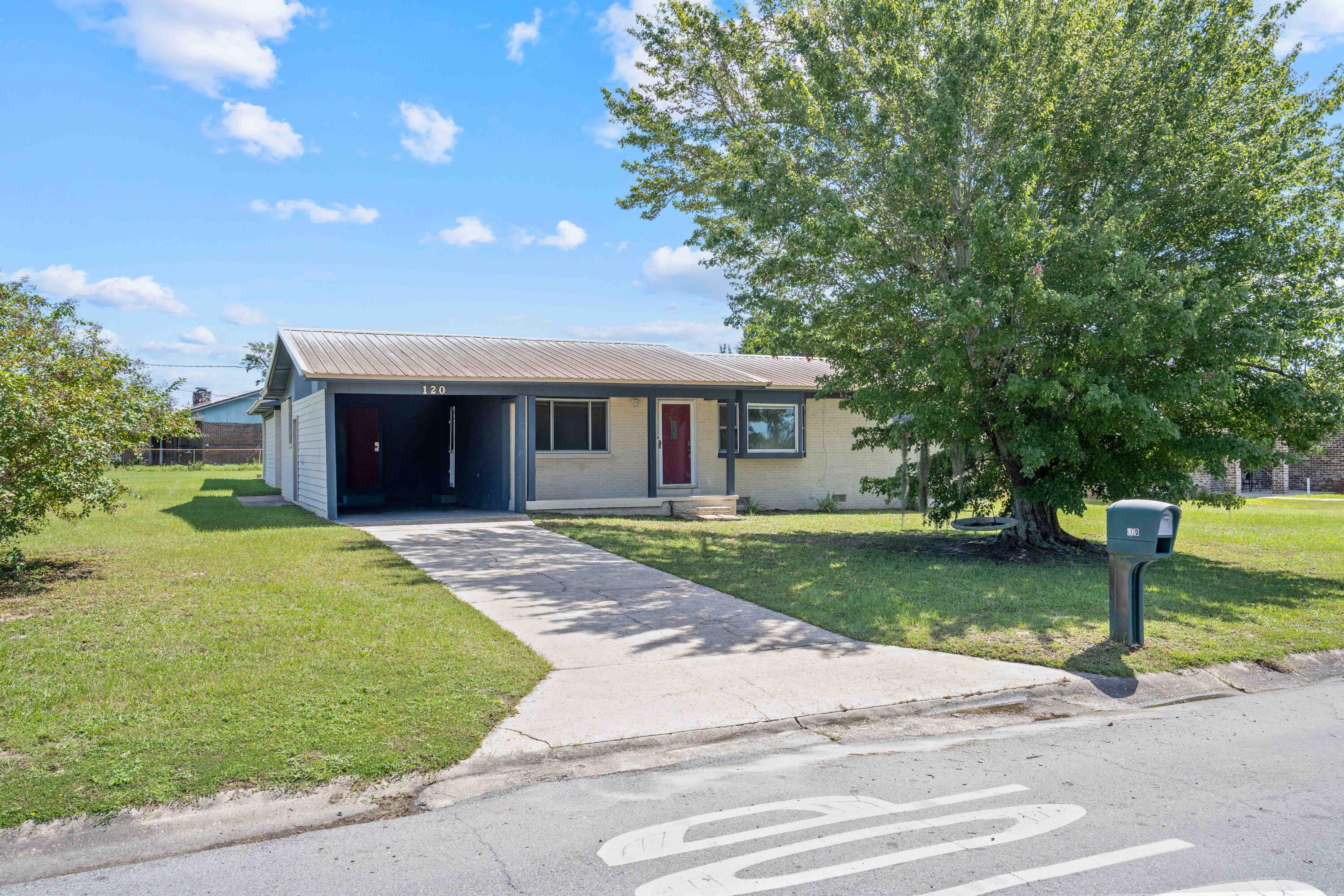 120 Arlington Drive