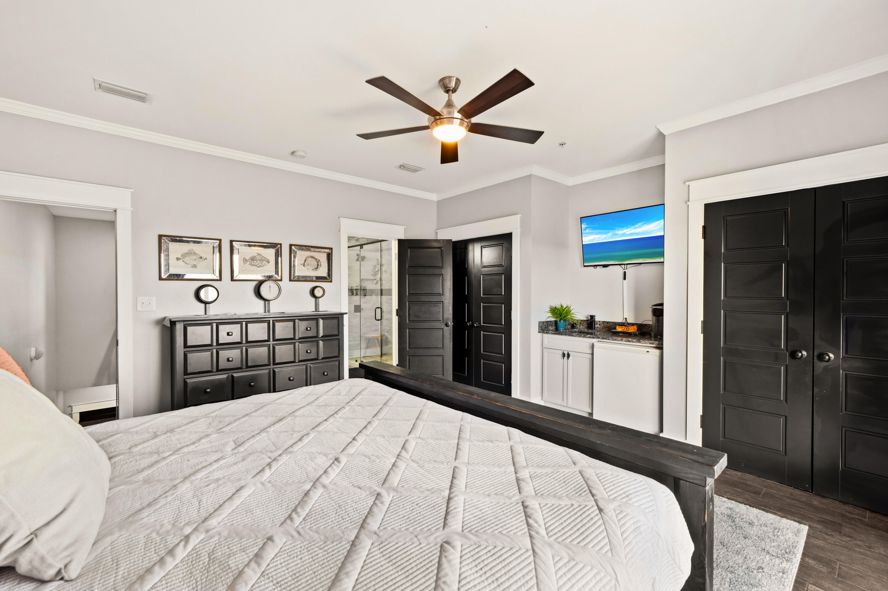 Royal Seaesta - Residential