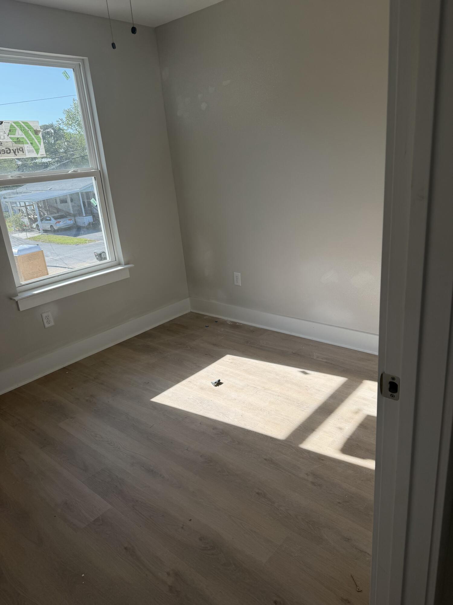 METES & BOUNDS - Residential Lease