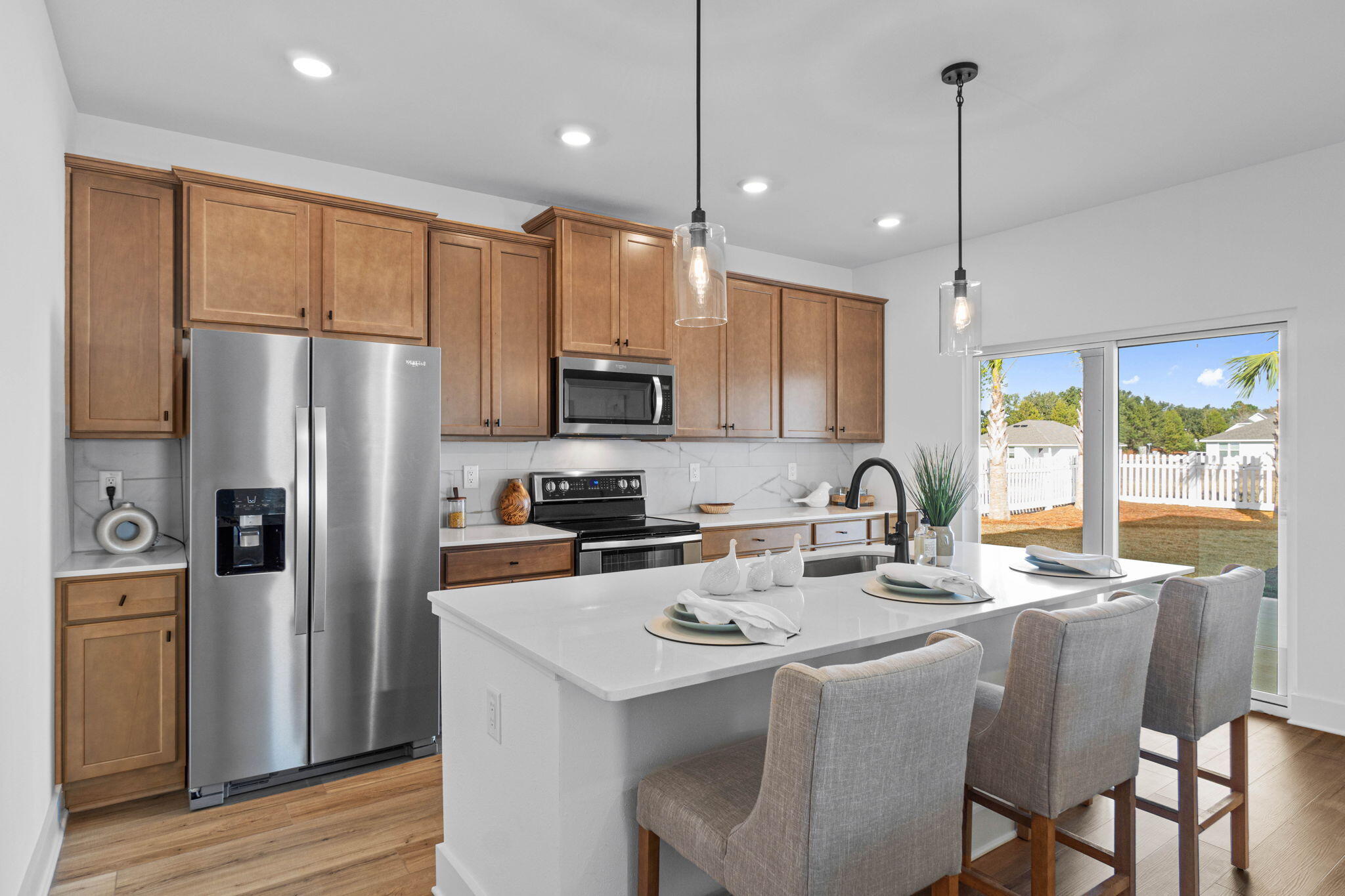 WALTON POINTE - Residential