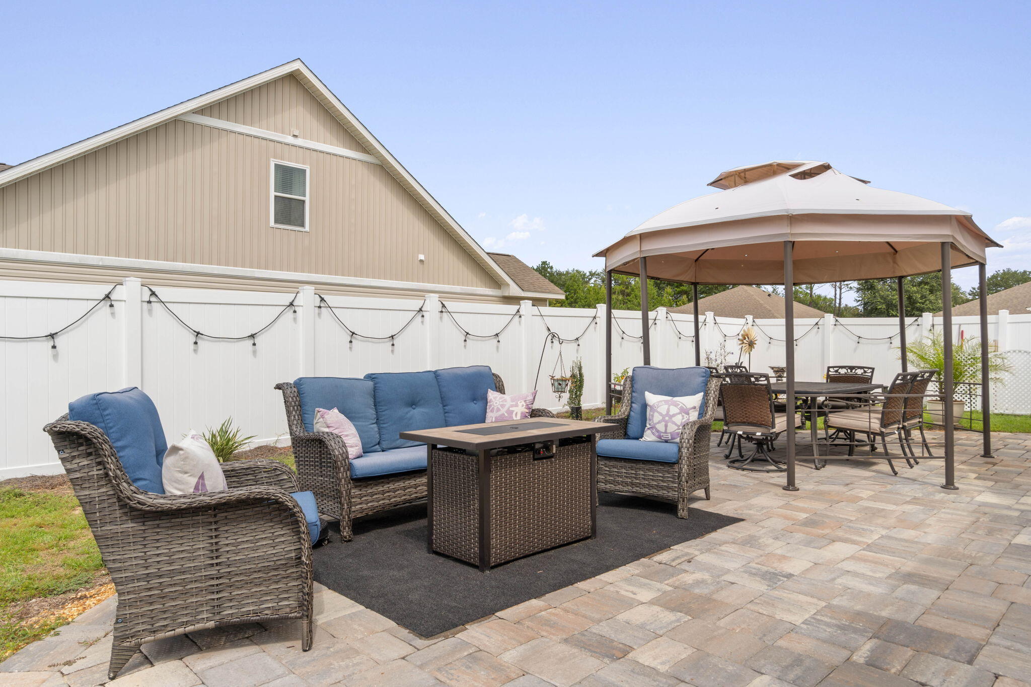 Owl's Head - Residential