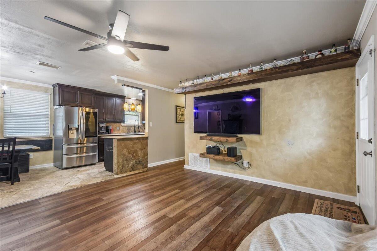 QUAIL RUN - Residential