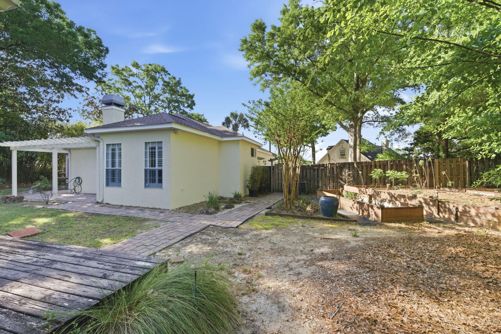 SCENIC HILLS NORTH - Residential