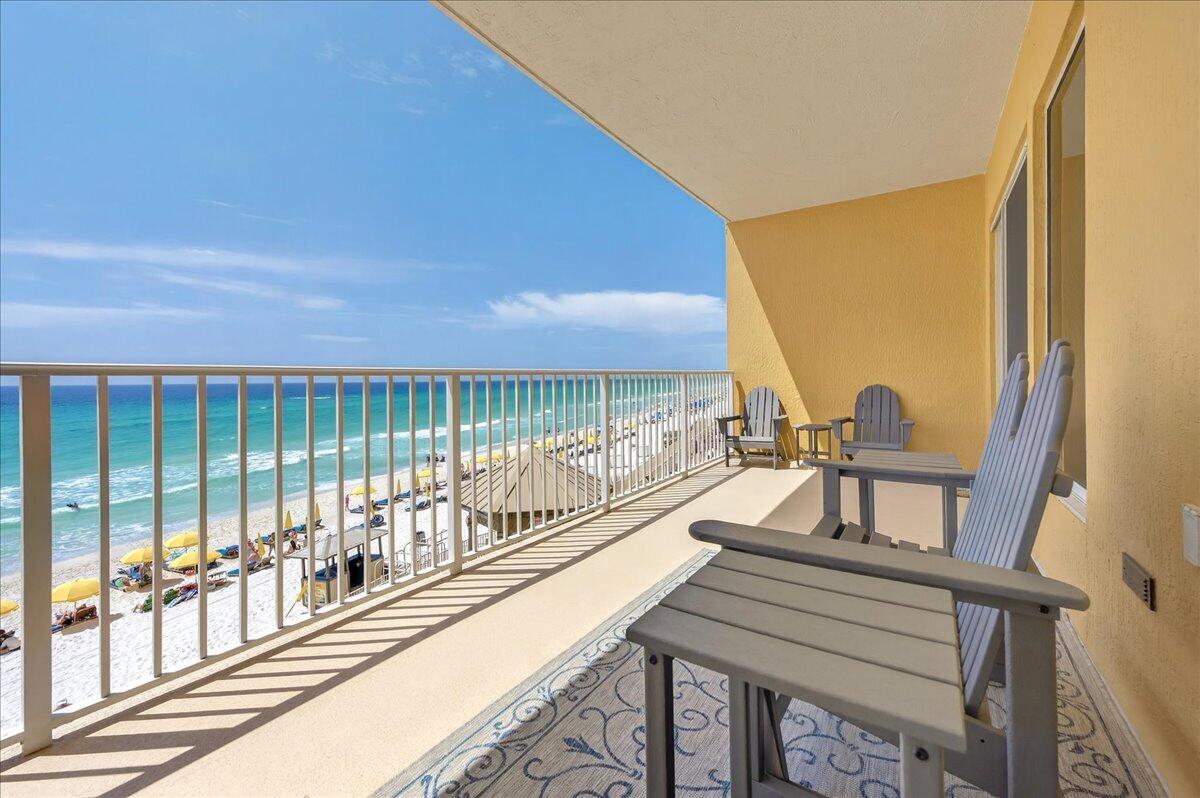 TREASURE ISLAND - Residential