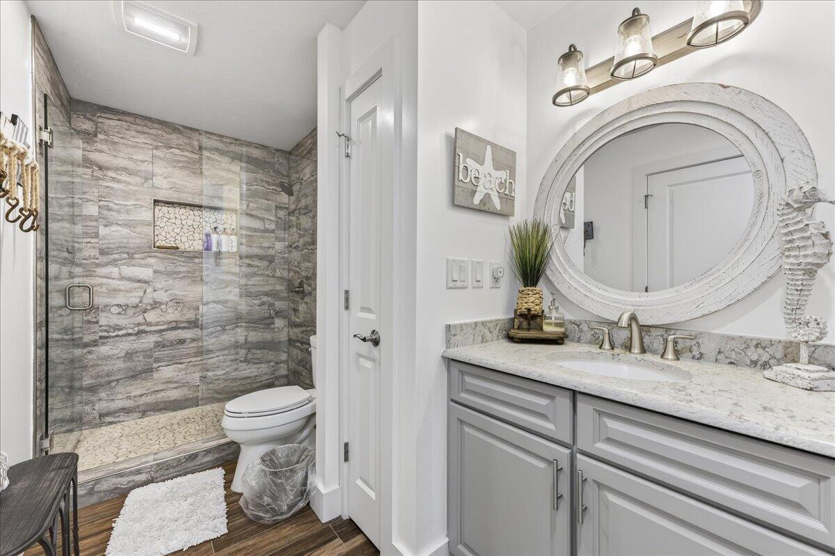 TREASURE ISLAND - Residential