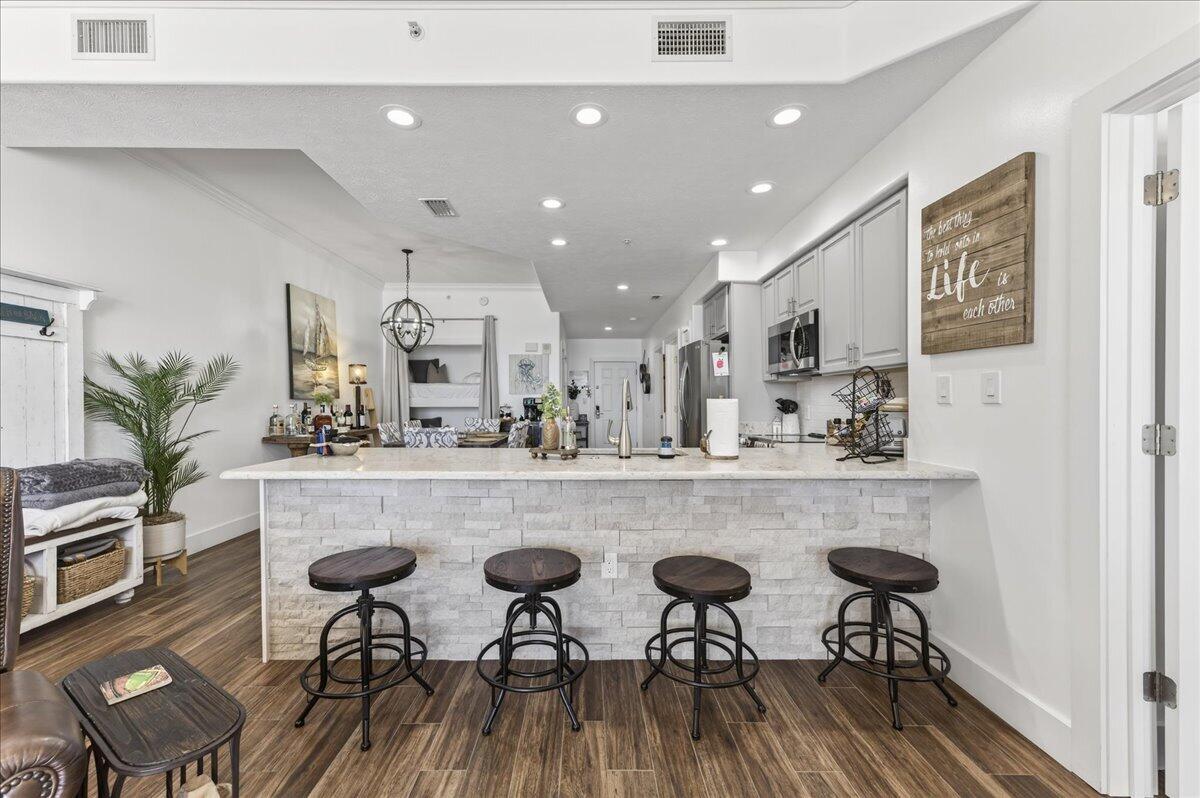 TREASURE ISLAND - Residential