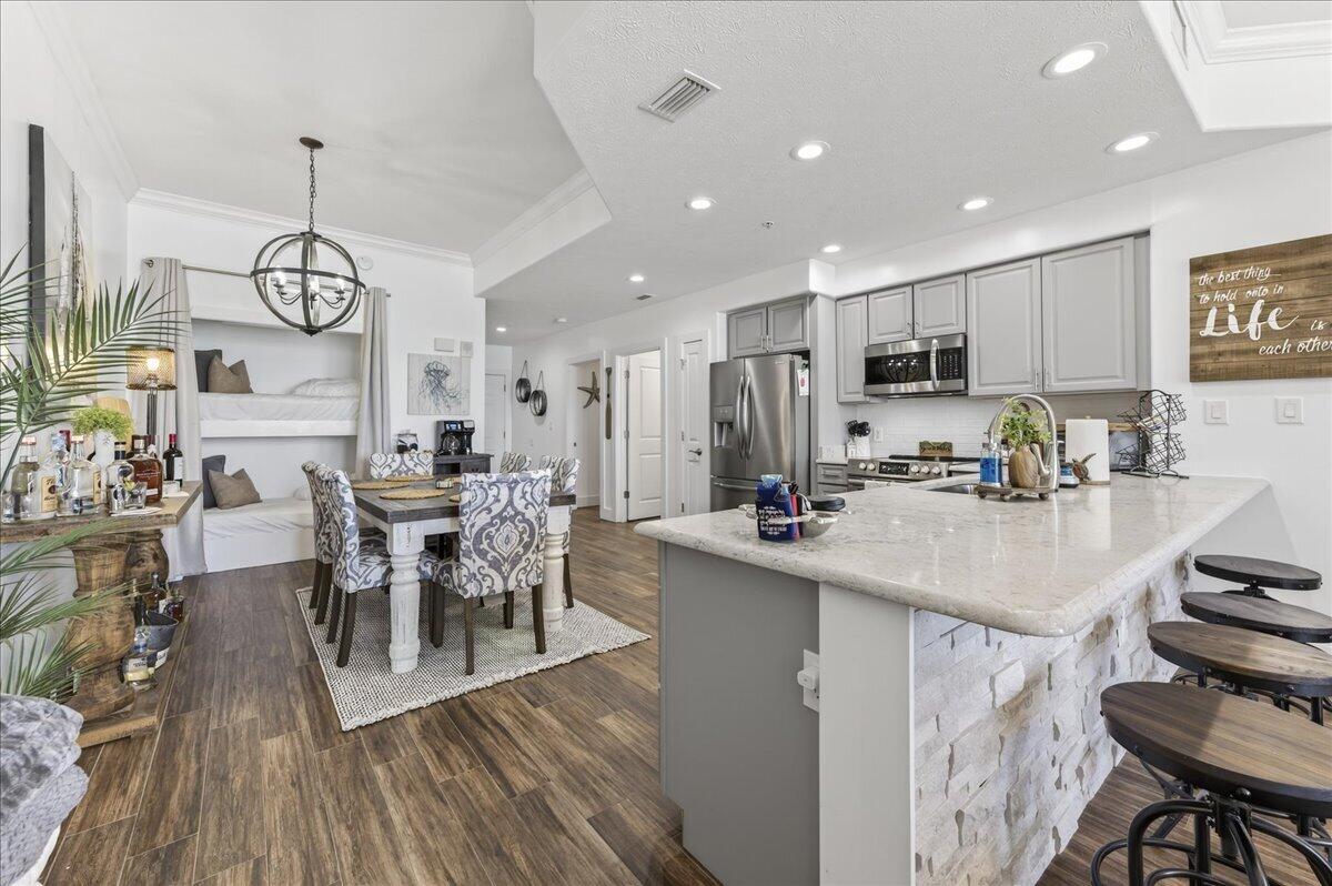 TREASURE ISLAND - Residential