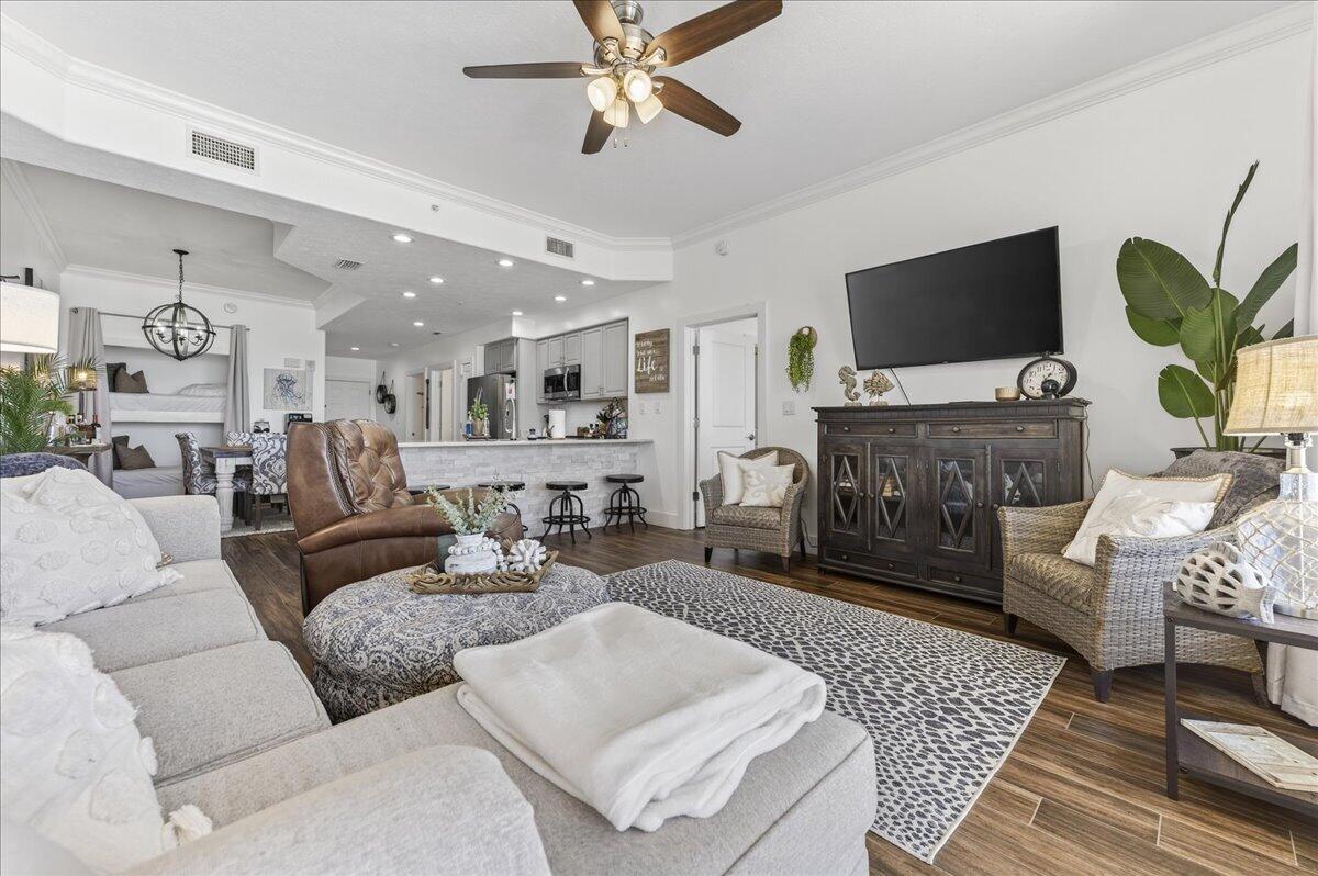 TREASURE ISLAND - Residential