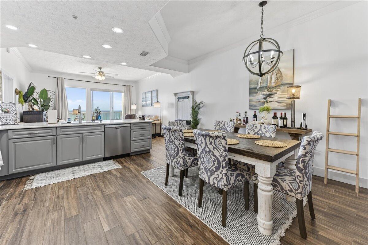 TREASURE ISLAND - Residential