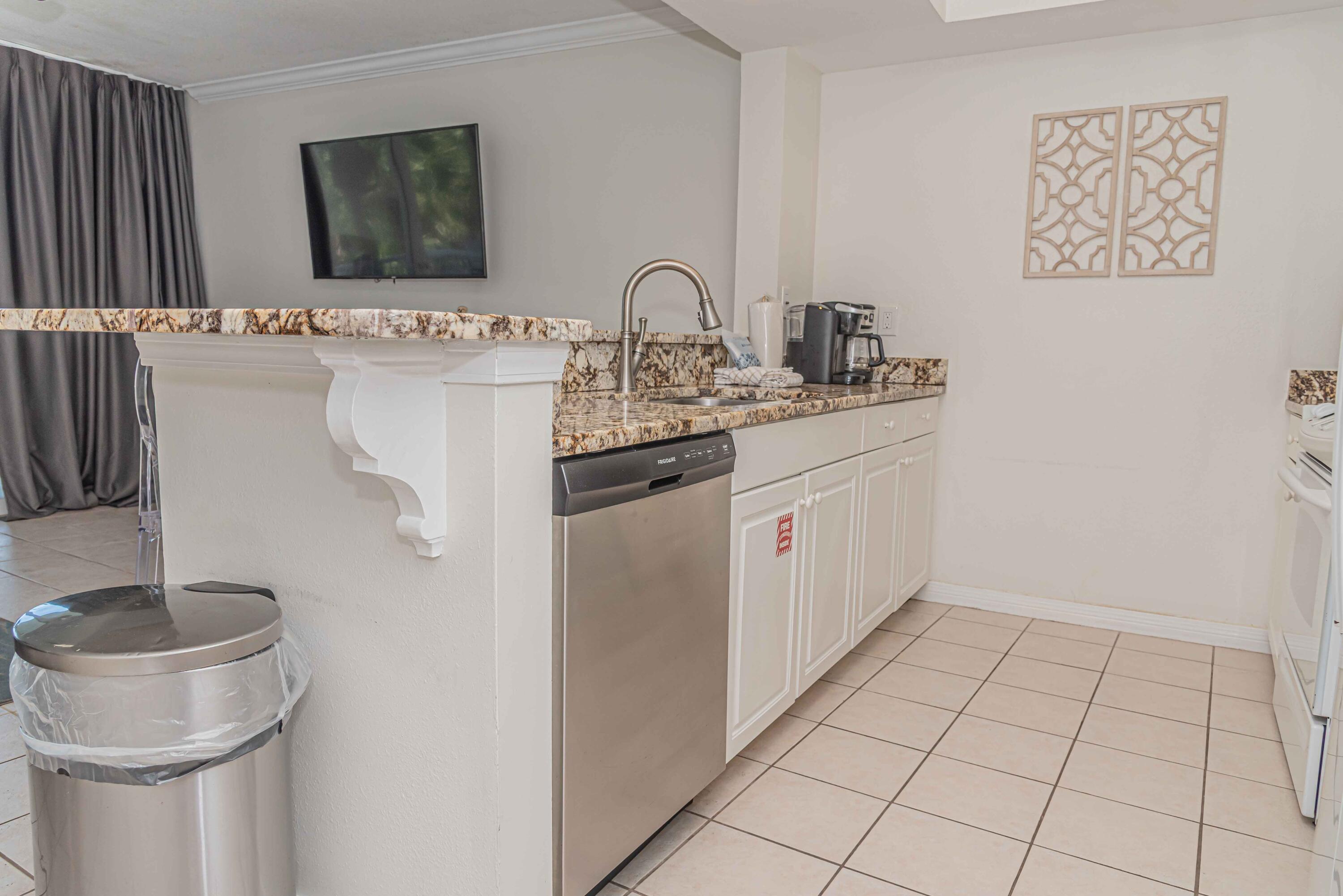 DESTIN WEST PELICAN - Residential