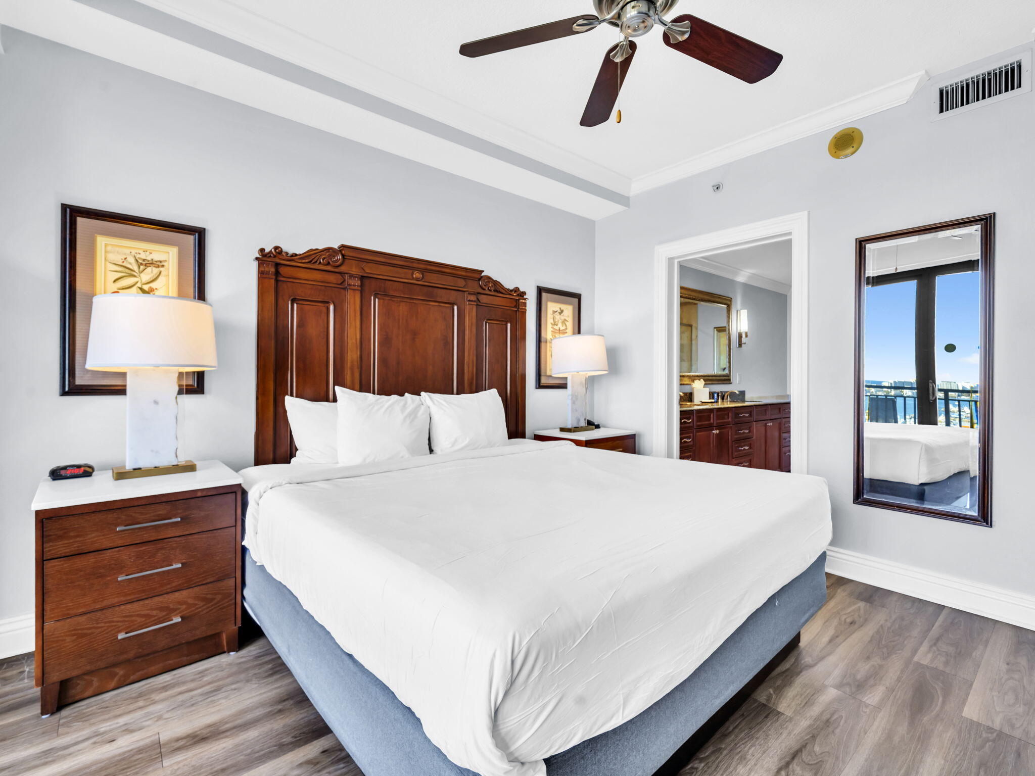 EMERALD GRANDE - Residential