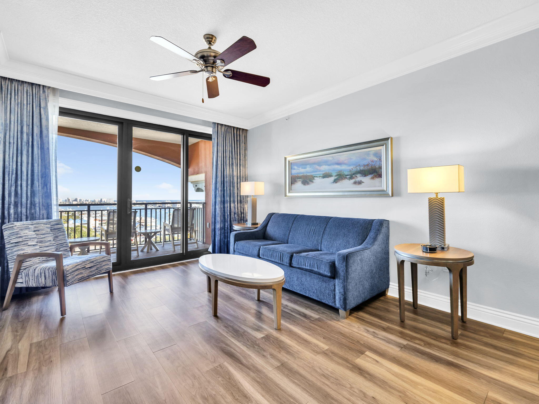 EMERALD GRANDE - Residential