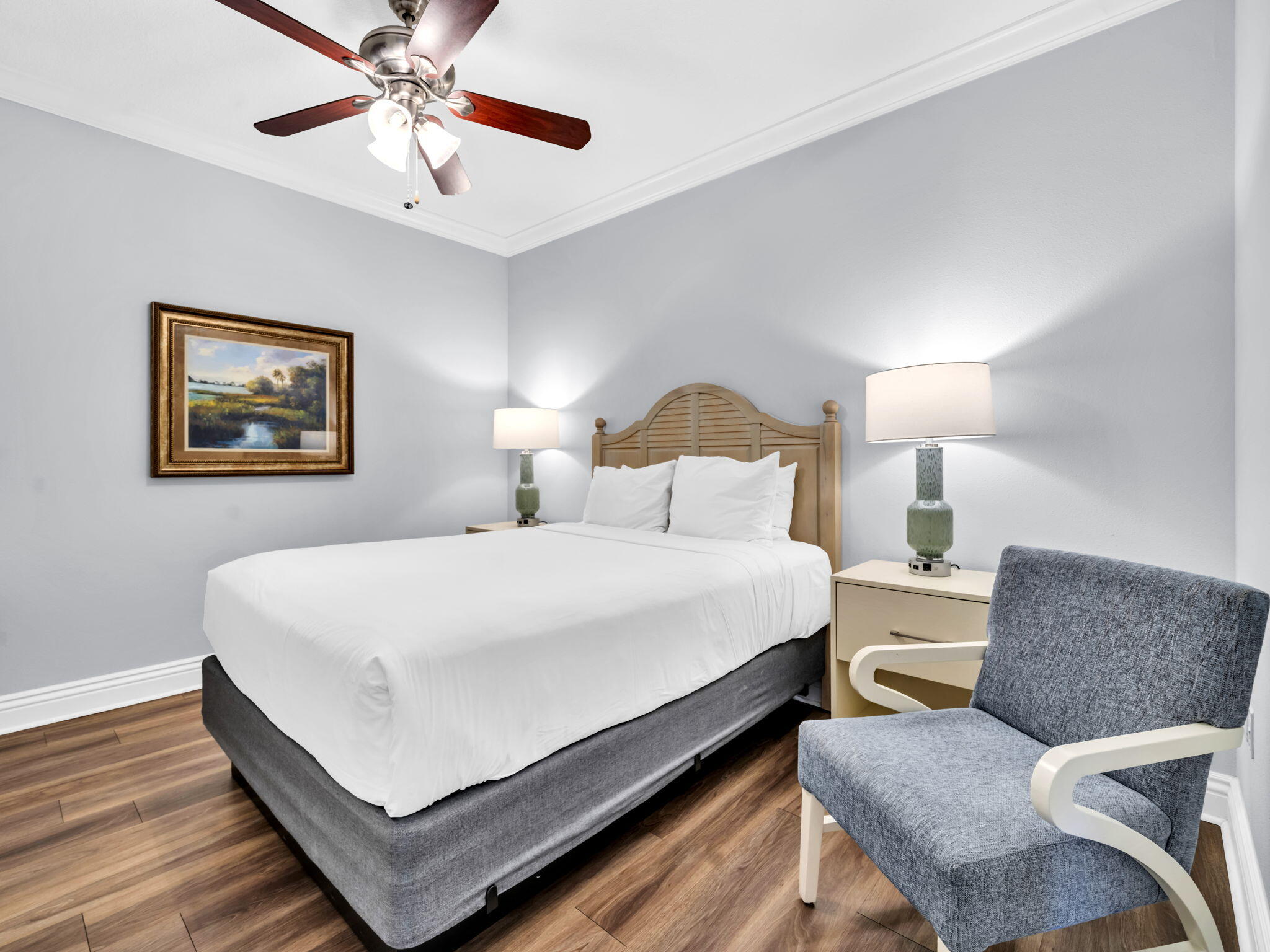 EMERALD GRANDE - Residential