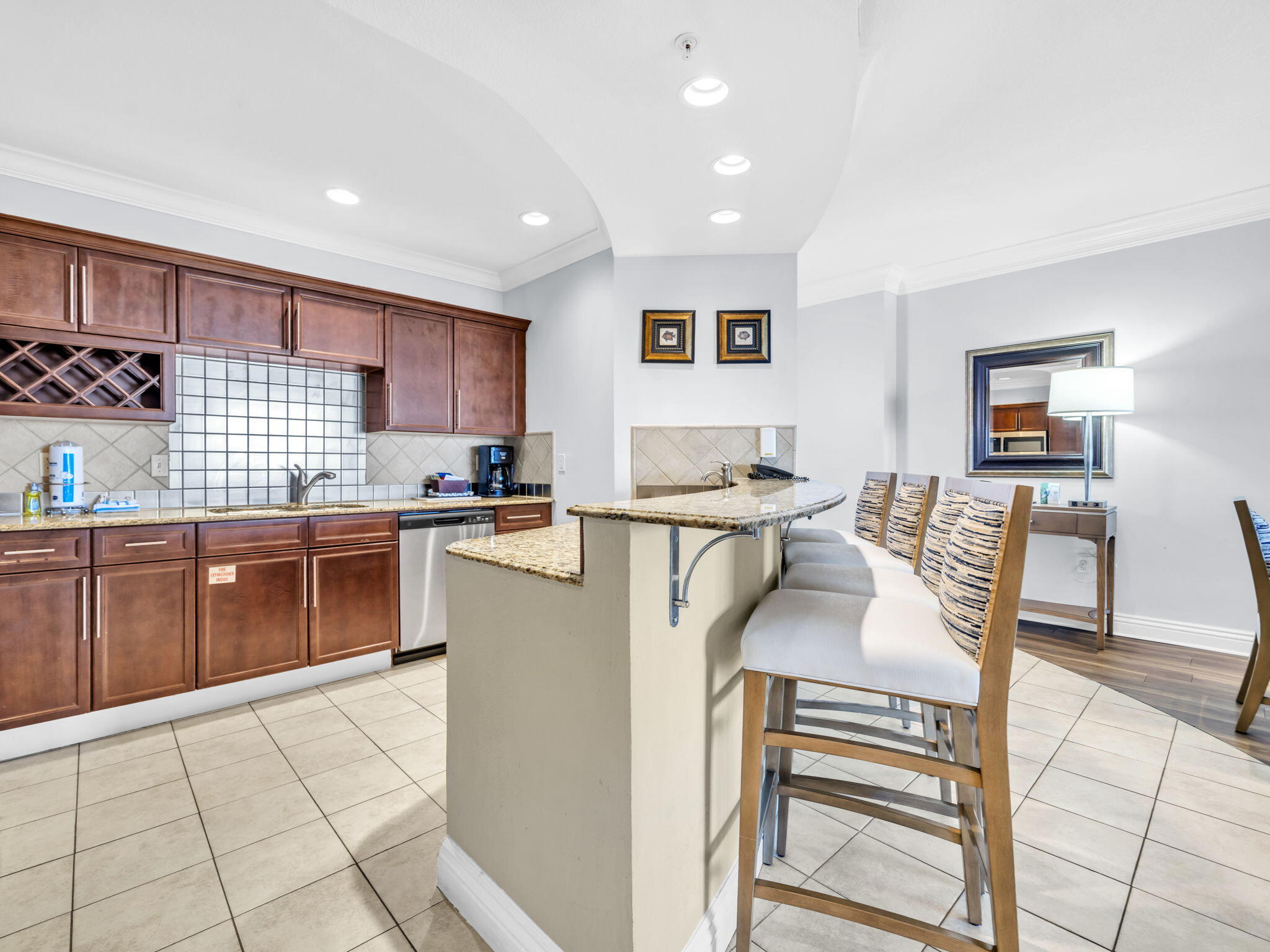 EMERALD GRANDE - Residential