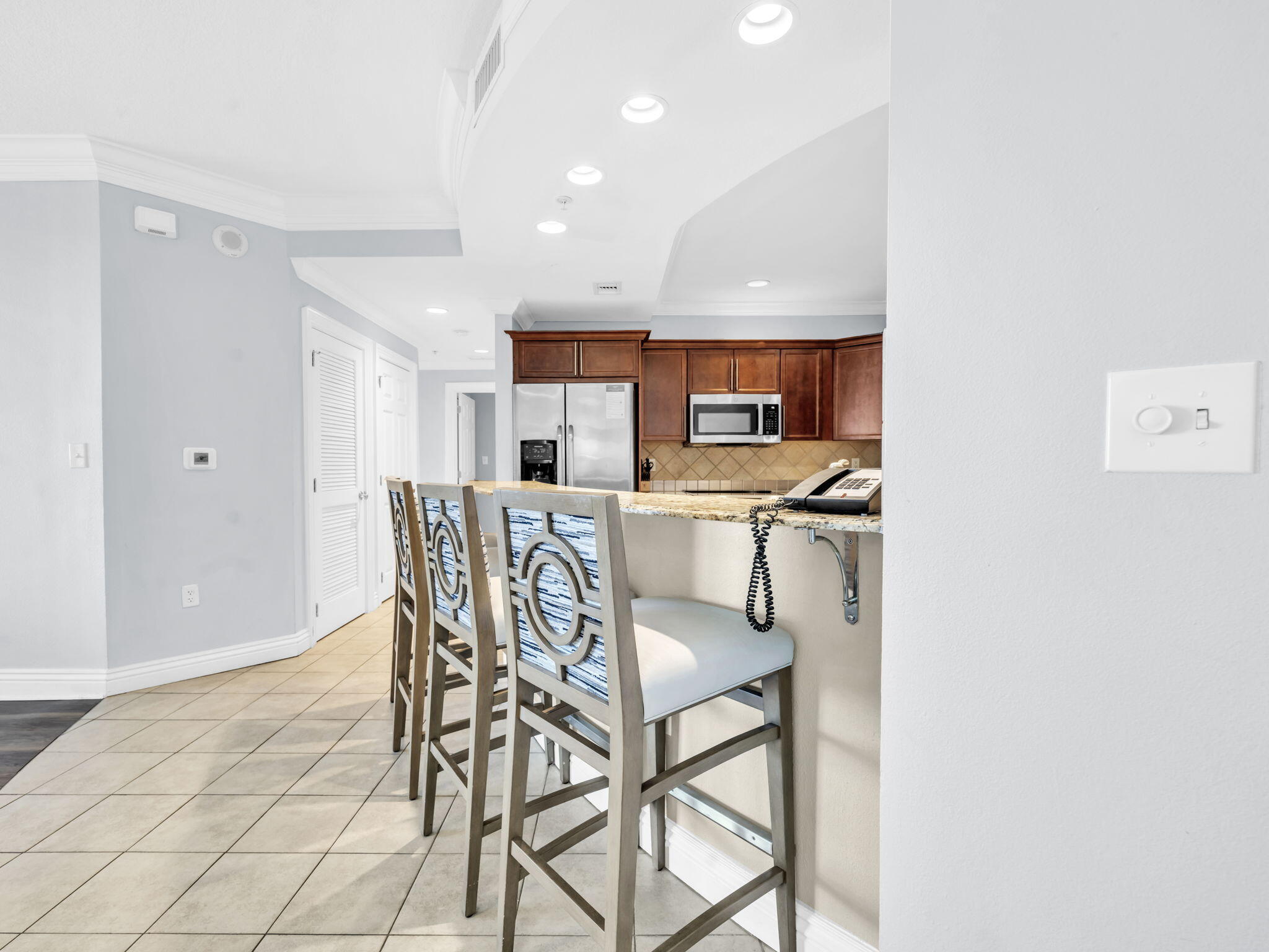 EMERALD GRANDE - Residential