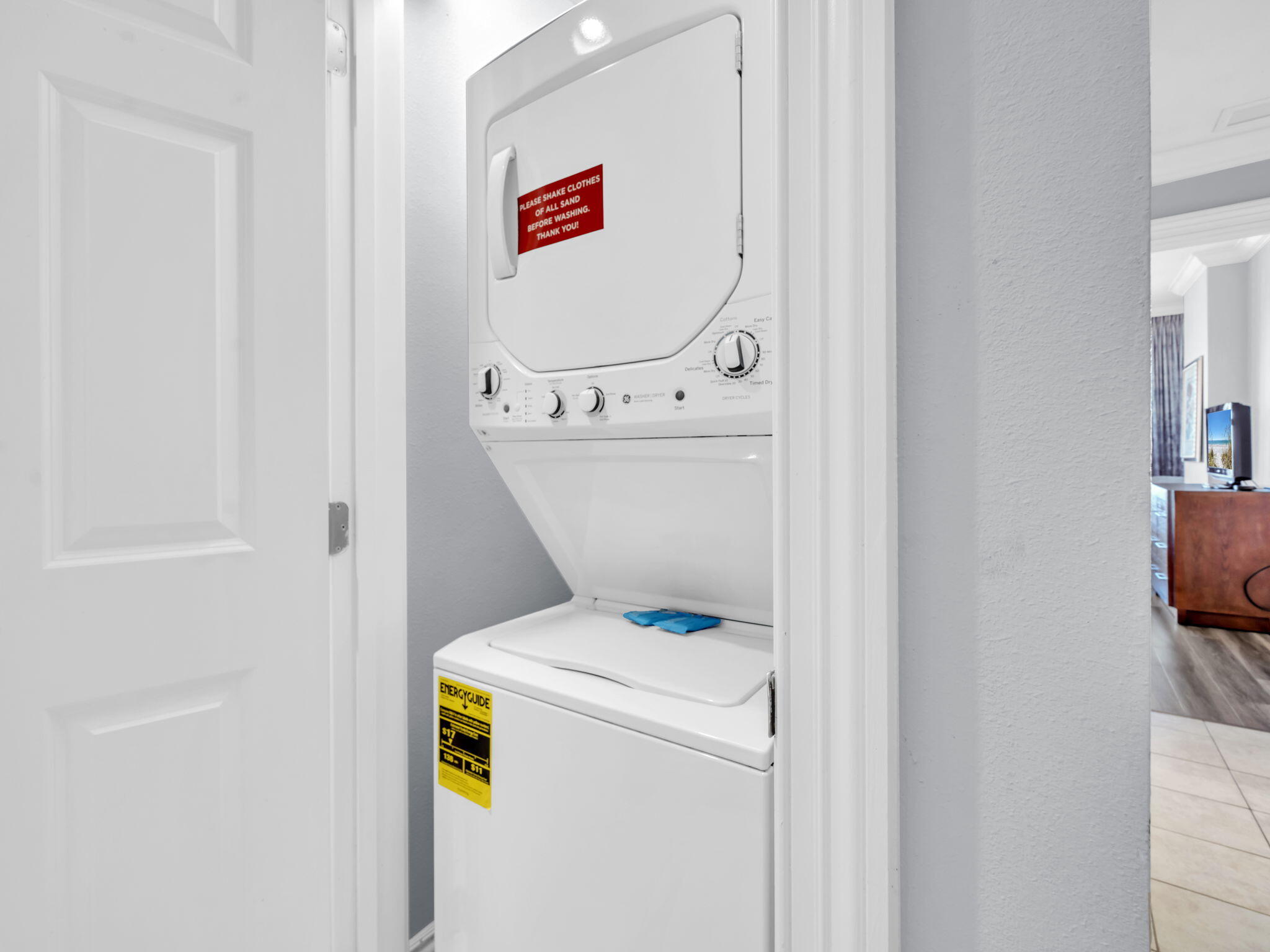 EMERALD GRANDE - Residential