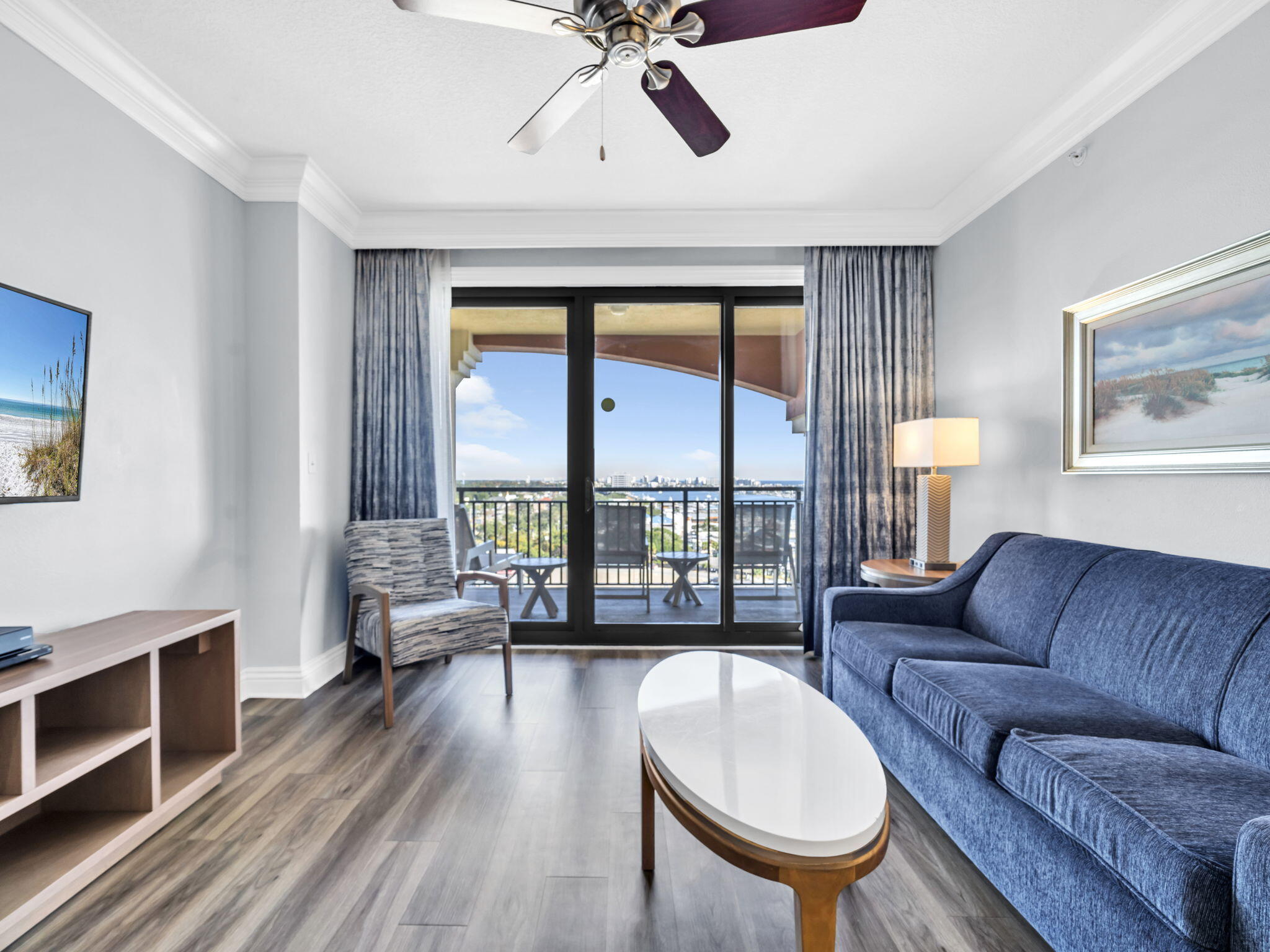 EMERALD GRANDE - Residential