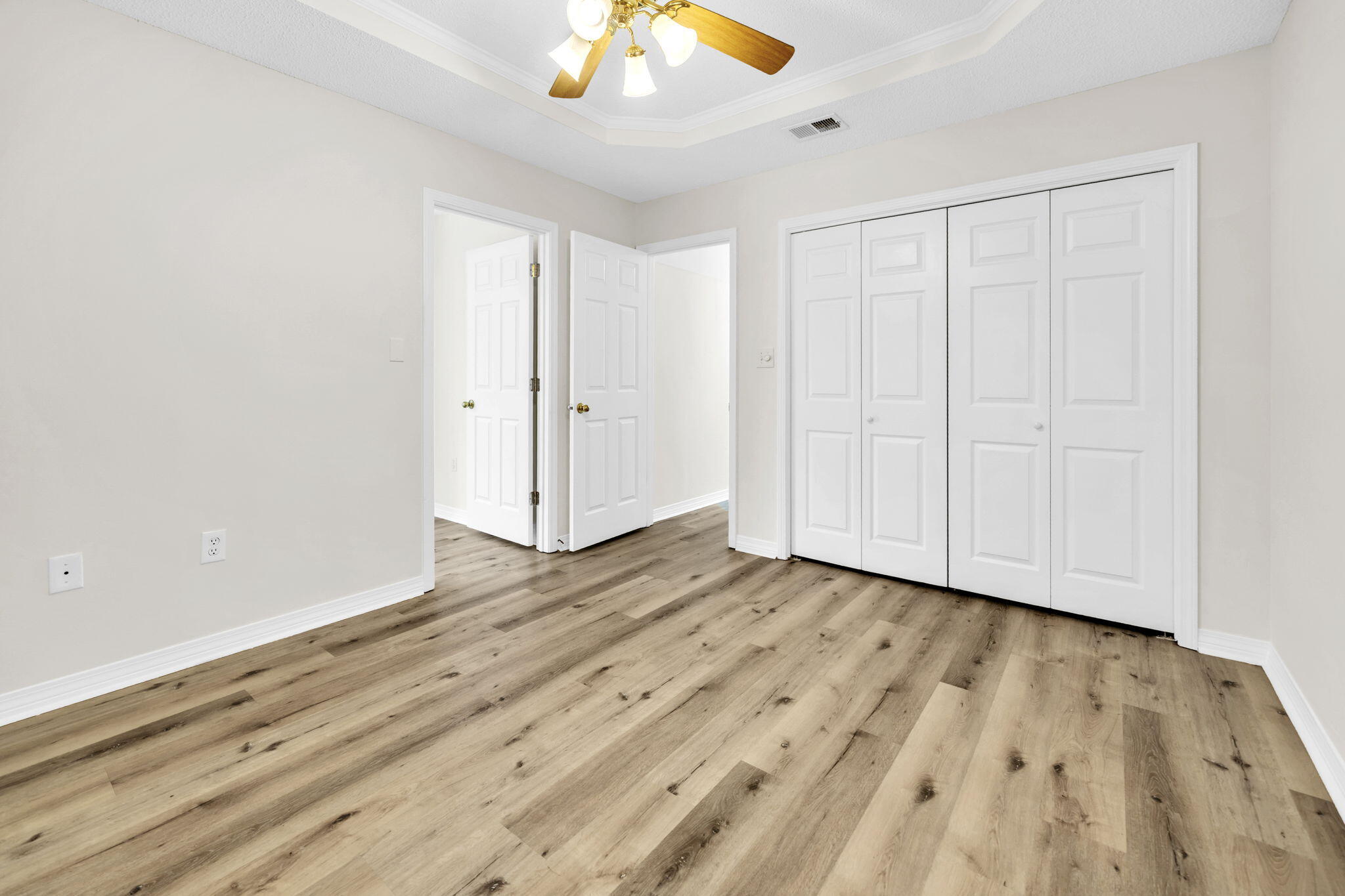 INDIAN TRAIL ESTATES - Residential