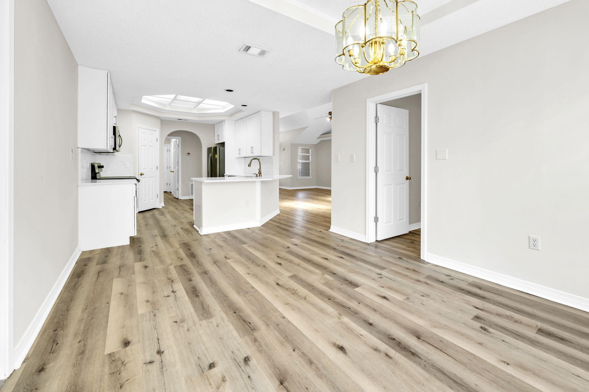 INDIAN TRAIL ESTATES - Residential