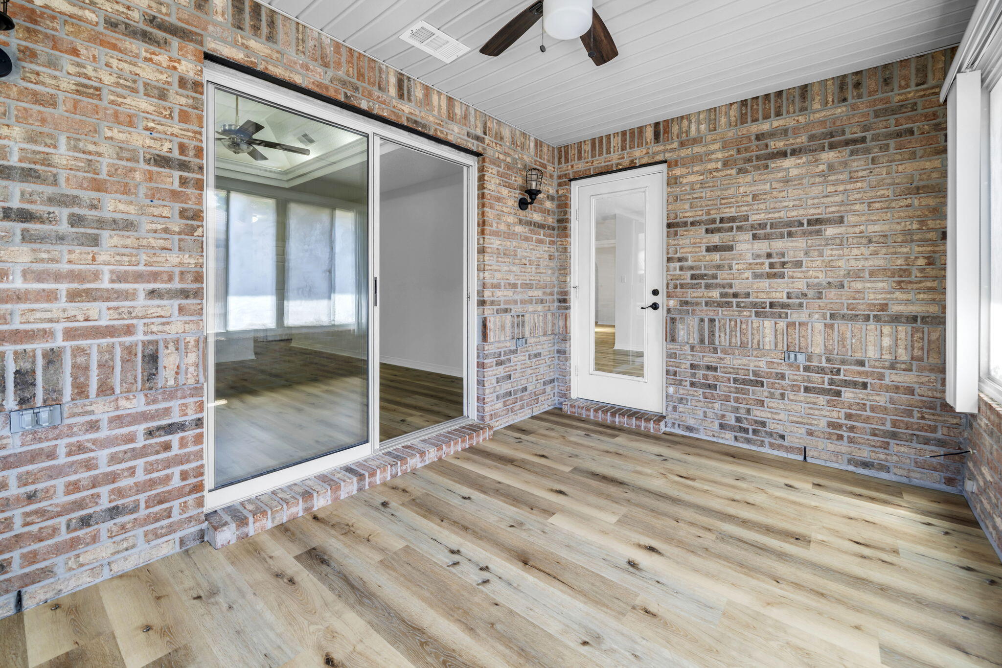INDIAN TRAIL ESTATES - Residential