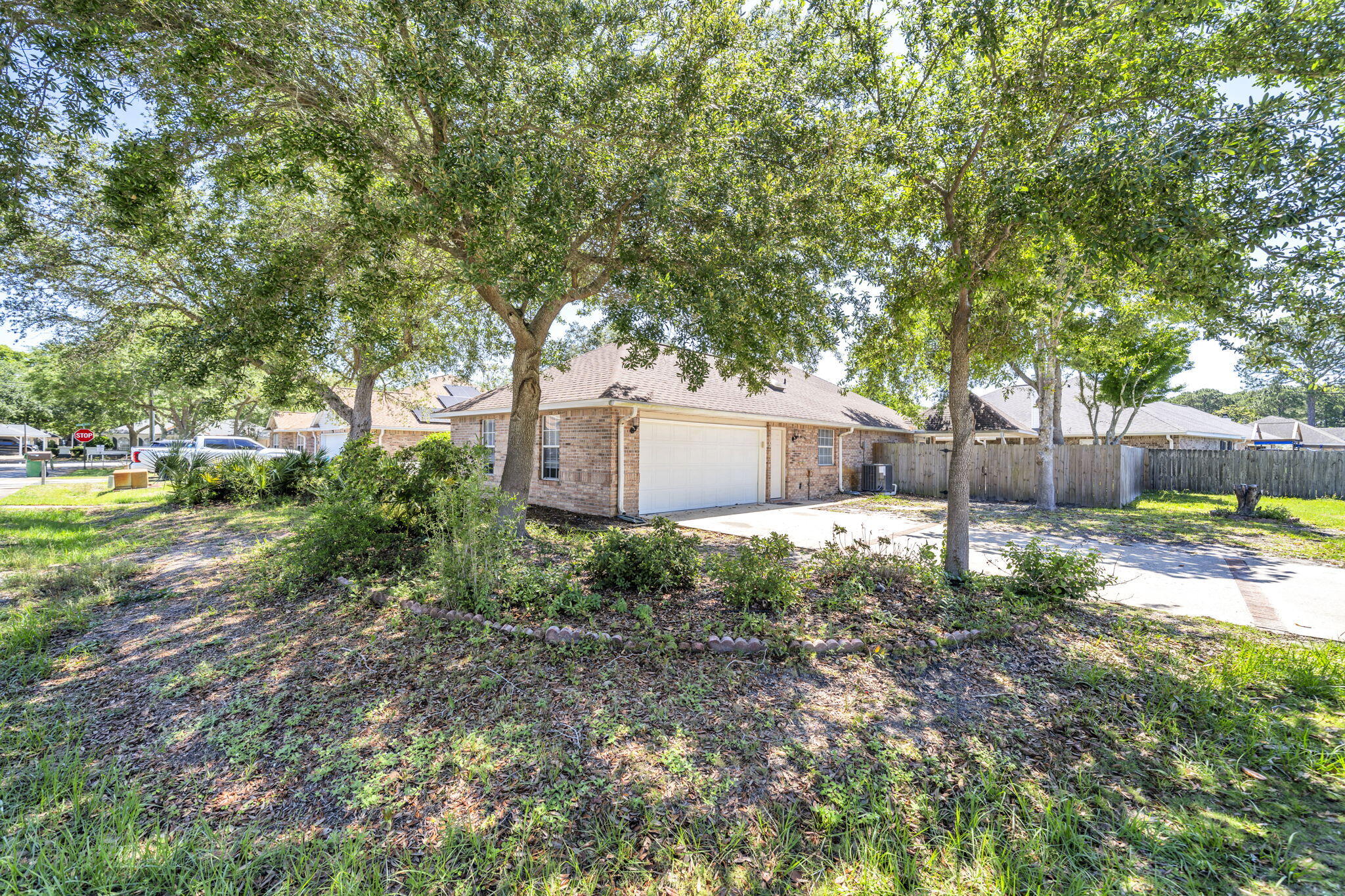 INDIAN TRAIL ESTATES - Residential