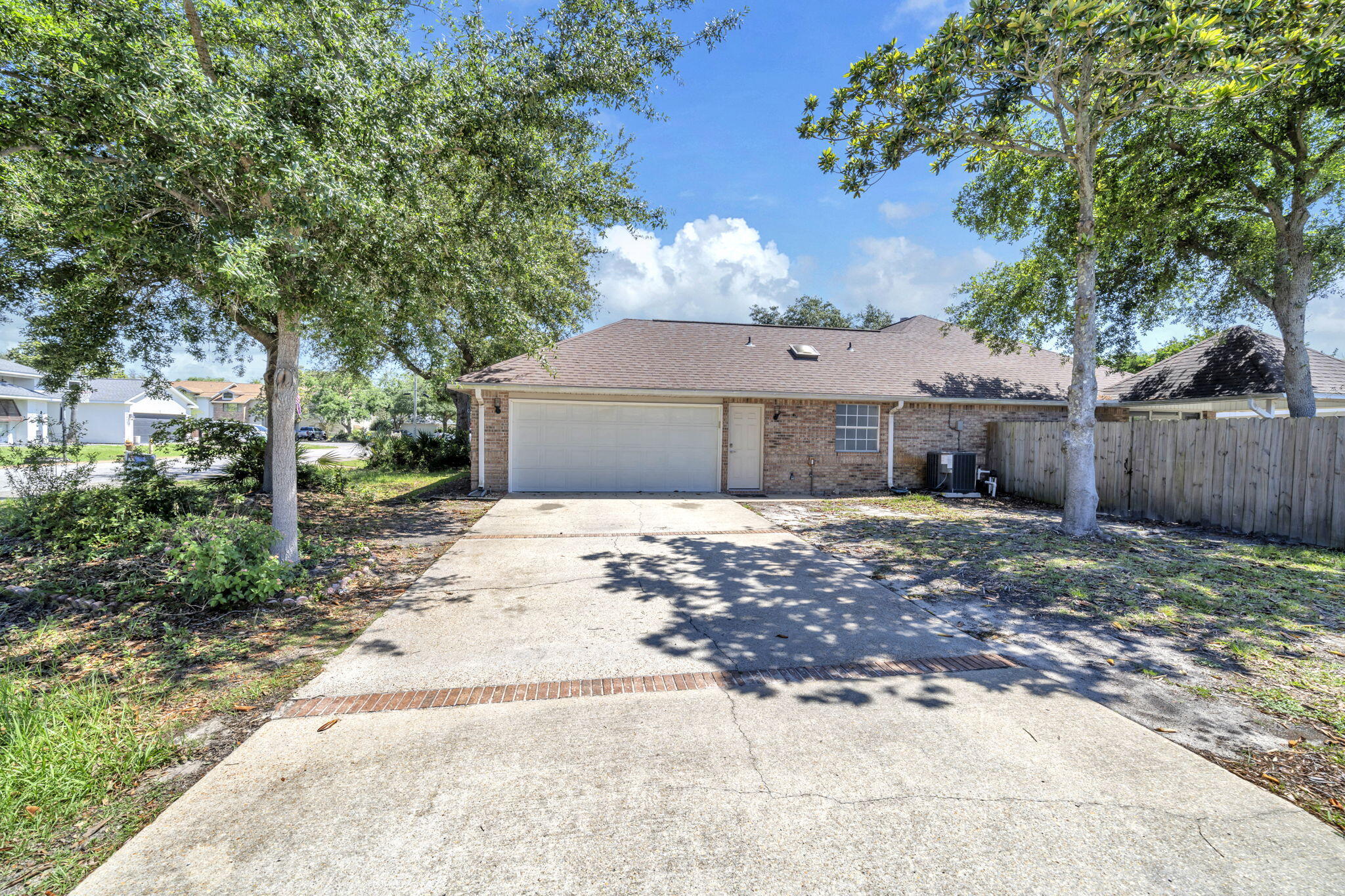 INDIAN TRAIL ESTATES - Residential