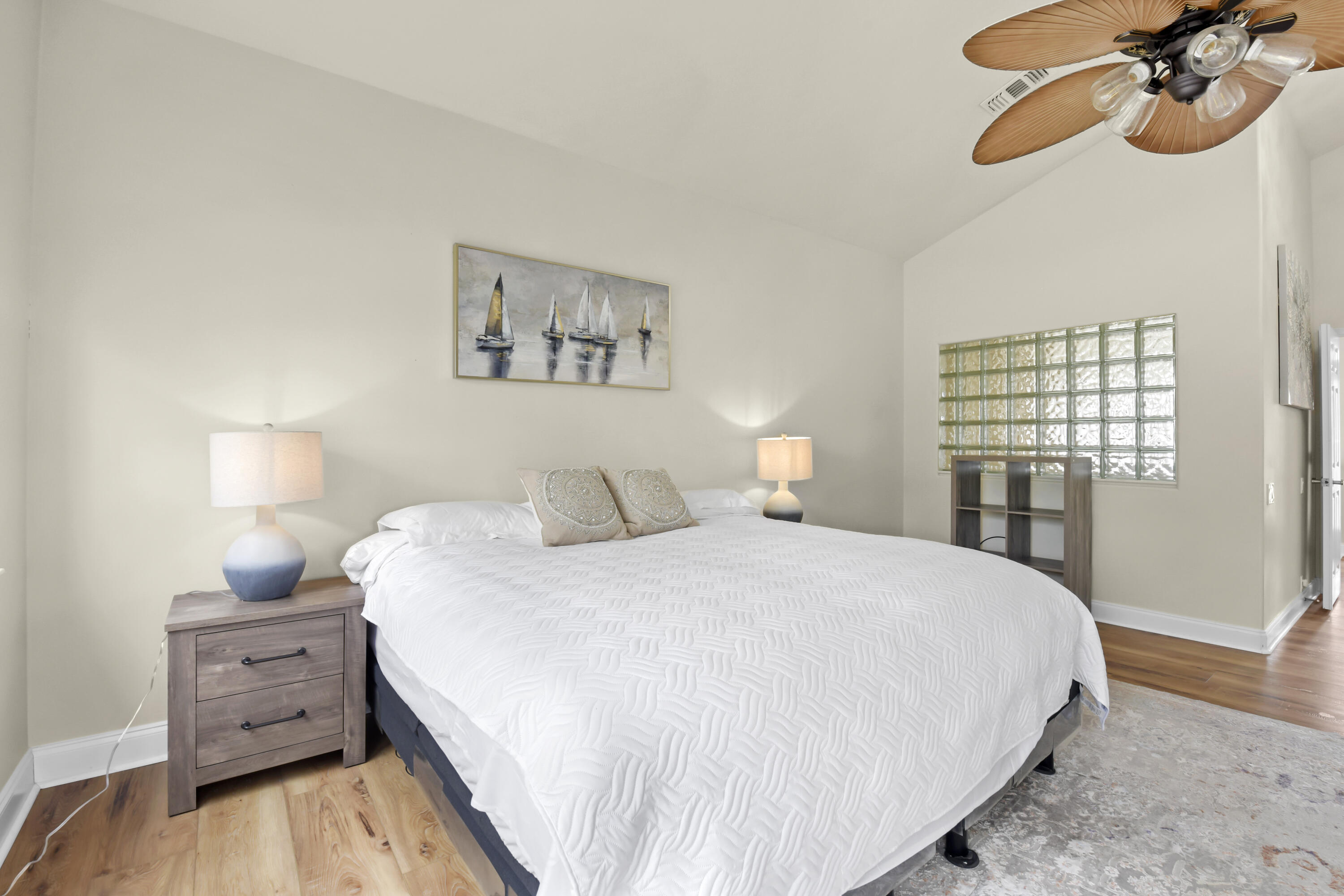 EMERALD BAY PH 1-B - Residential