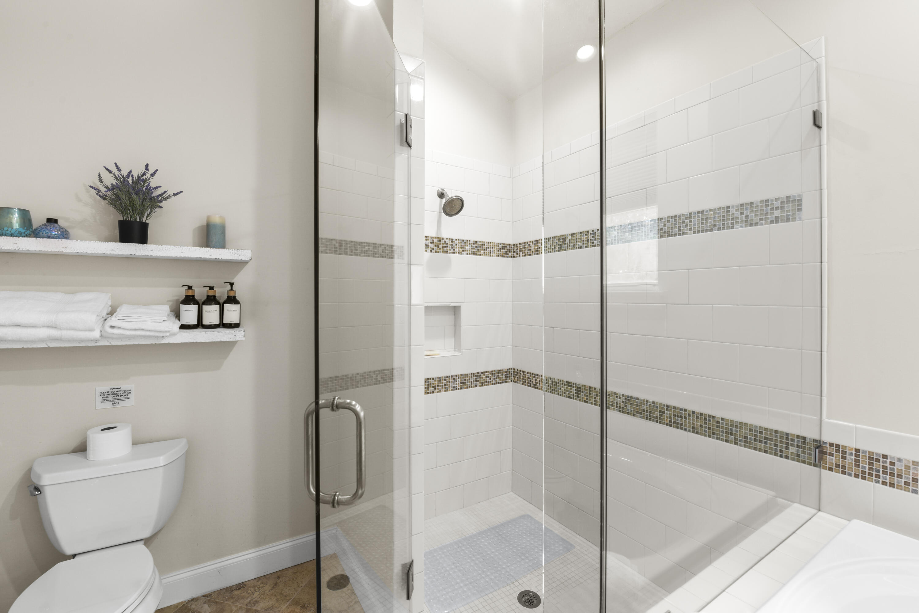 EMERALD BAY PH 1-B - Residential