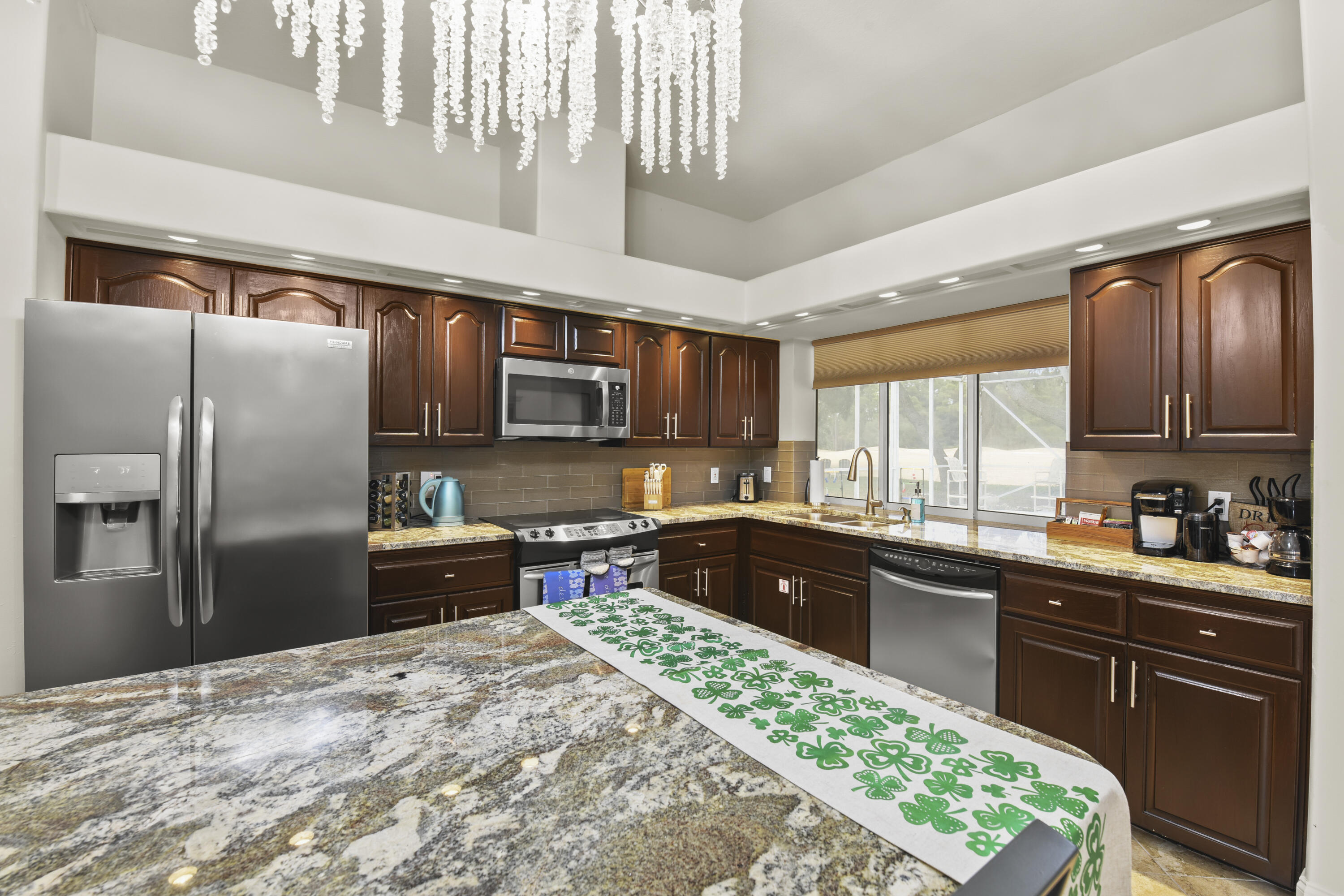 EMERALD BAY PH 1-B - Residential