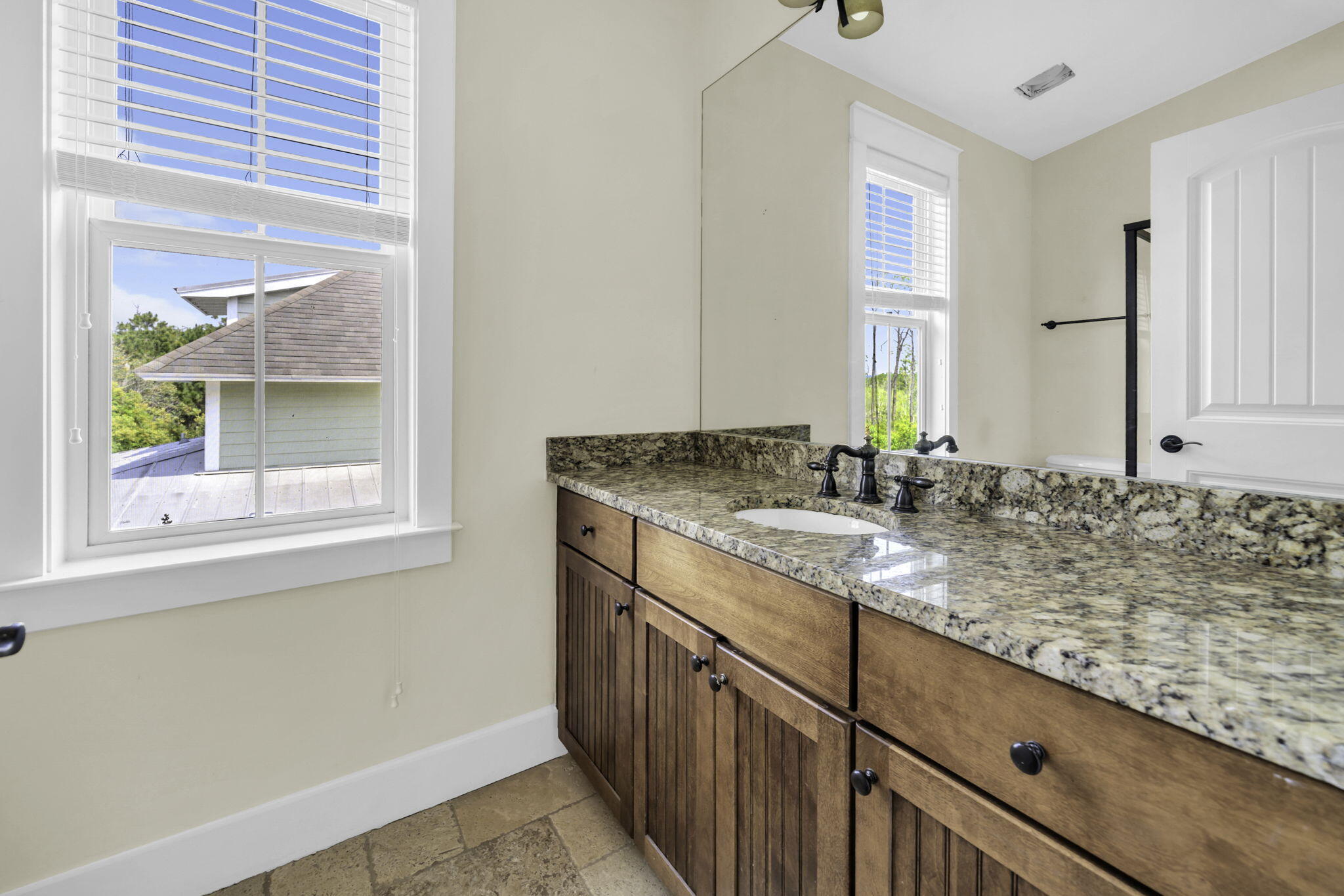 HARRISON'S WALK - Residential