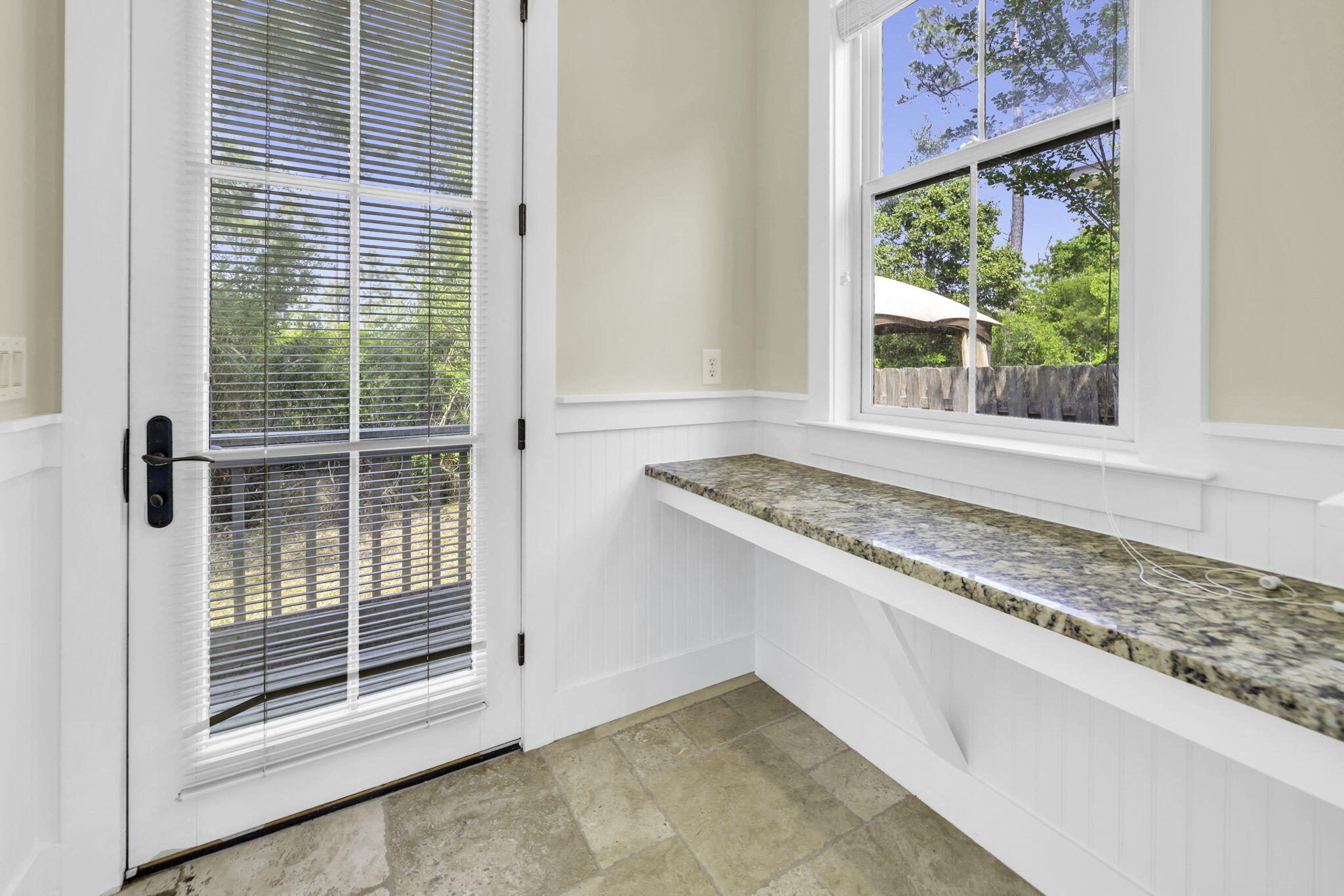 HARRISON'S WALK - Residential