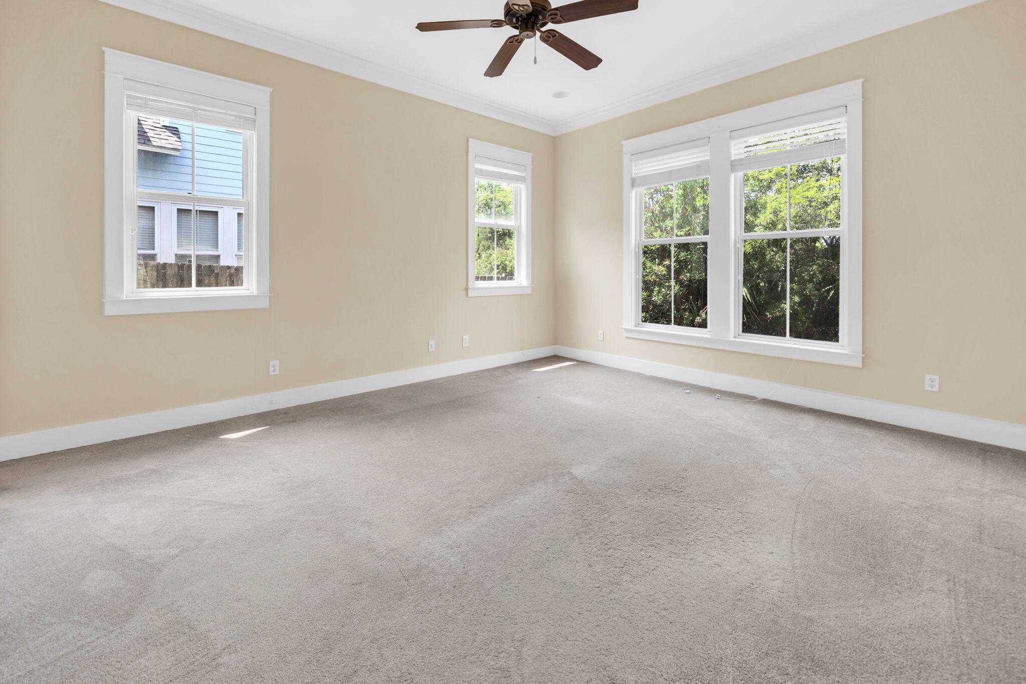 HARRISON'S WALK - Residential