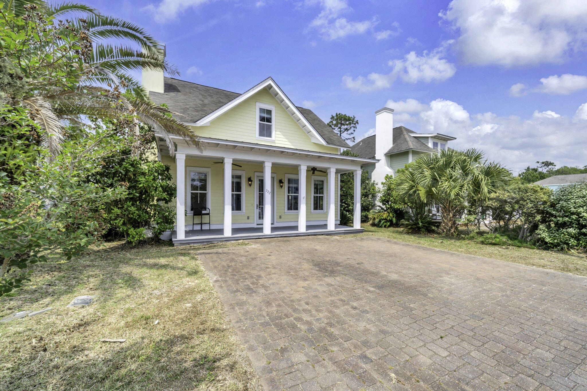 HARRISON'S WALK - Residential