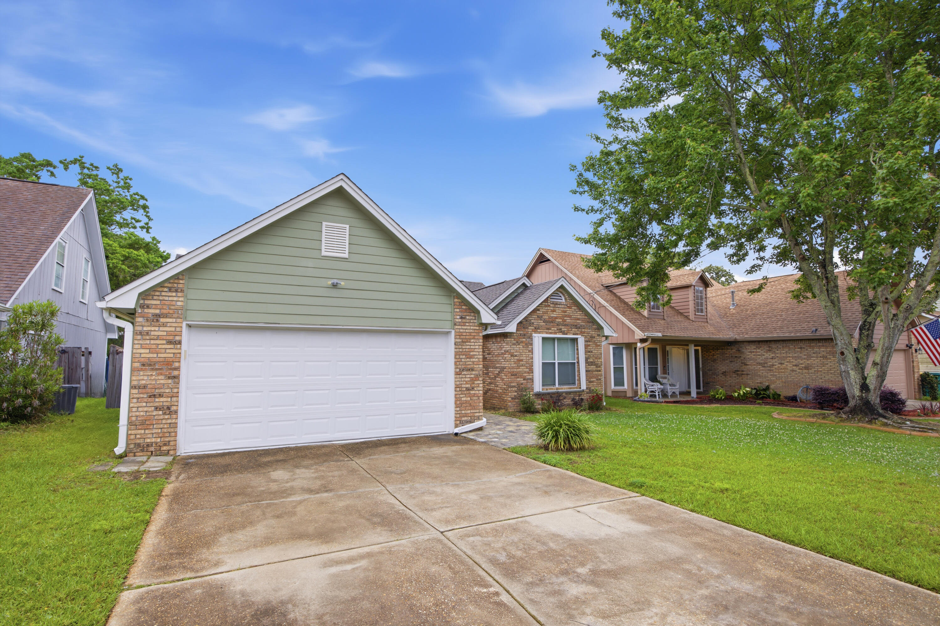 BROOKWOOD - Residential