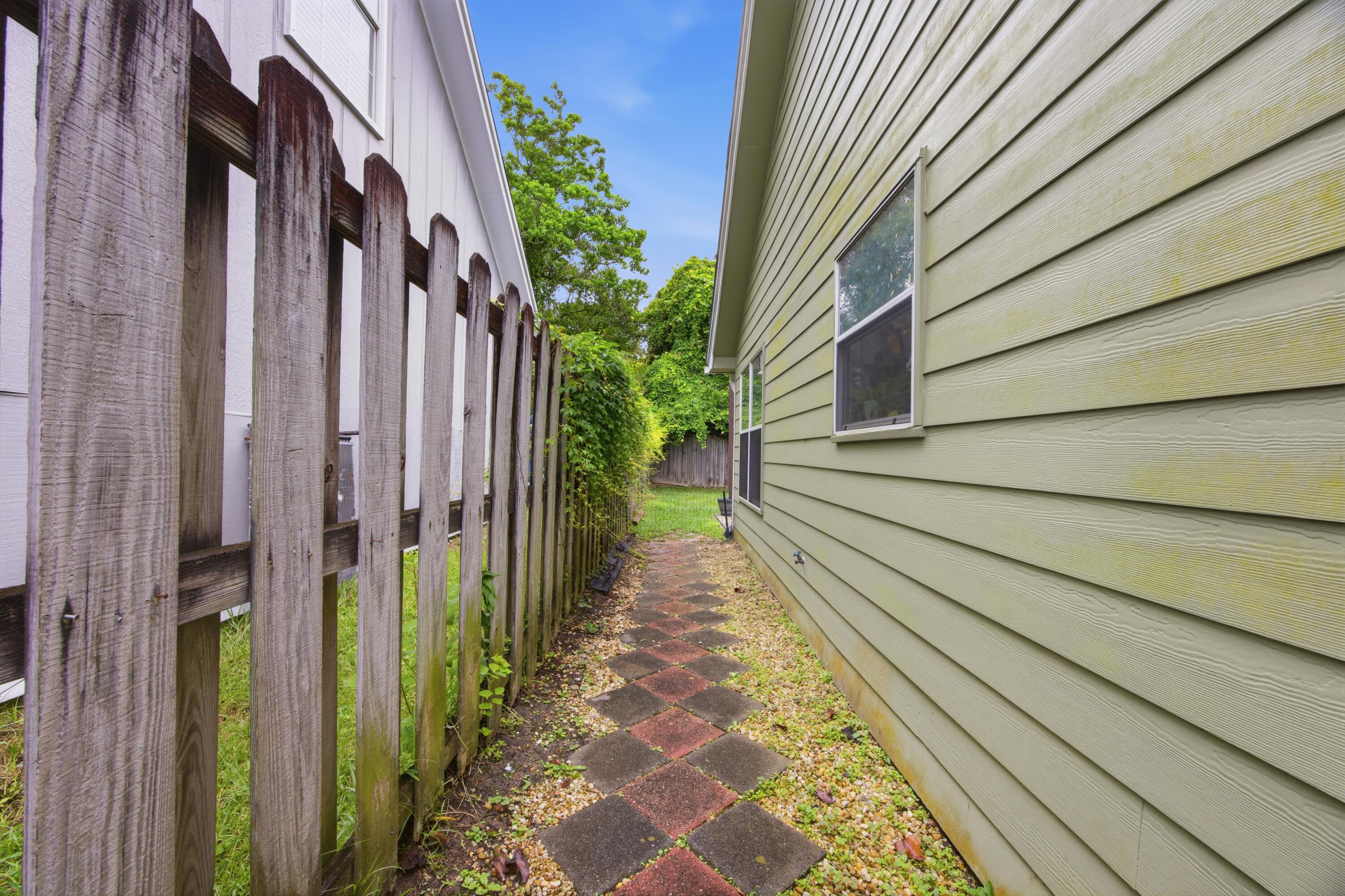 BROOKWOOD - Residential