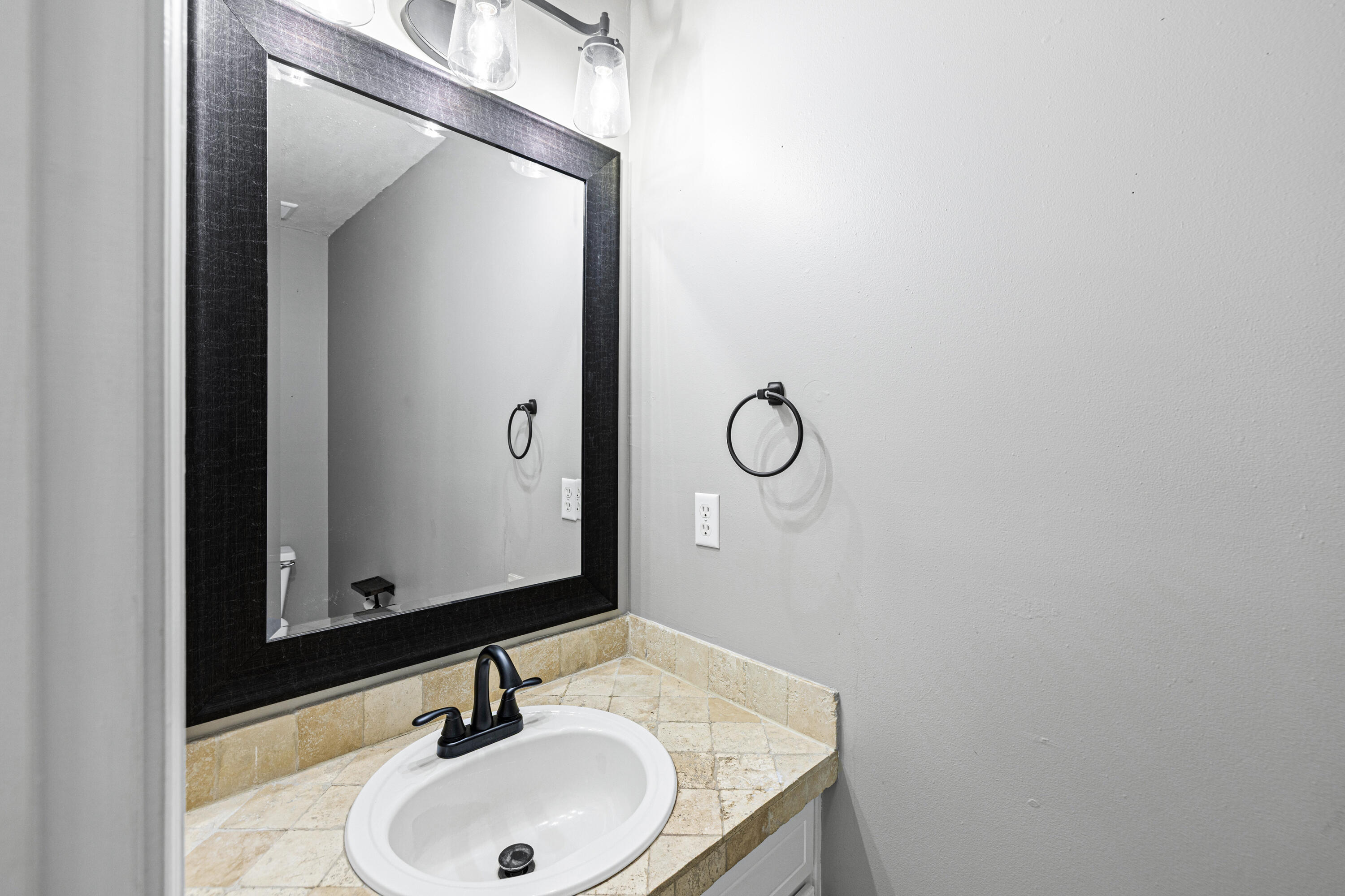 SCRANTON ESTATES - Residential