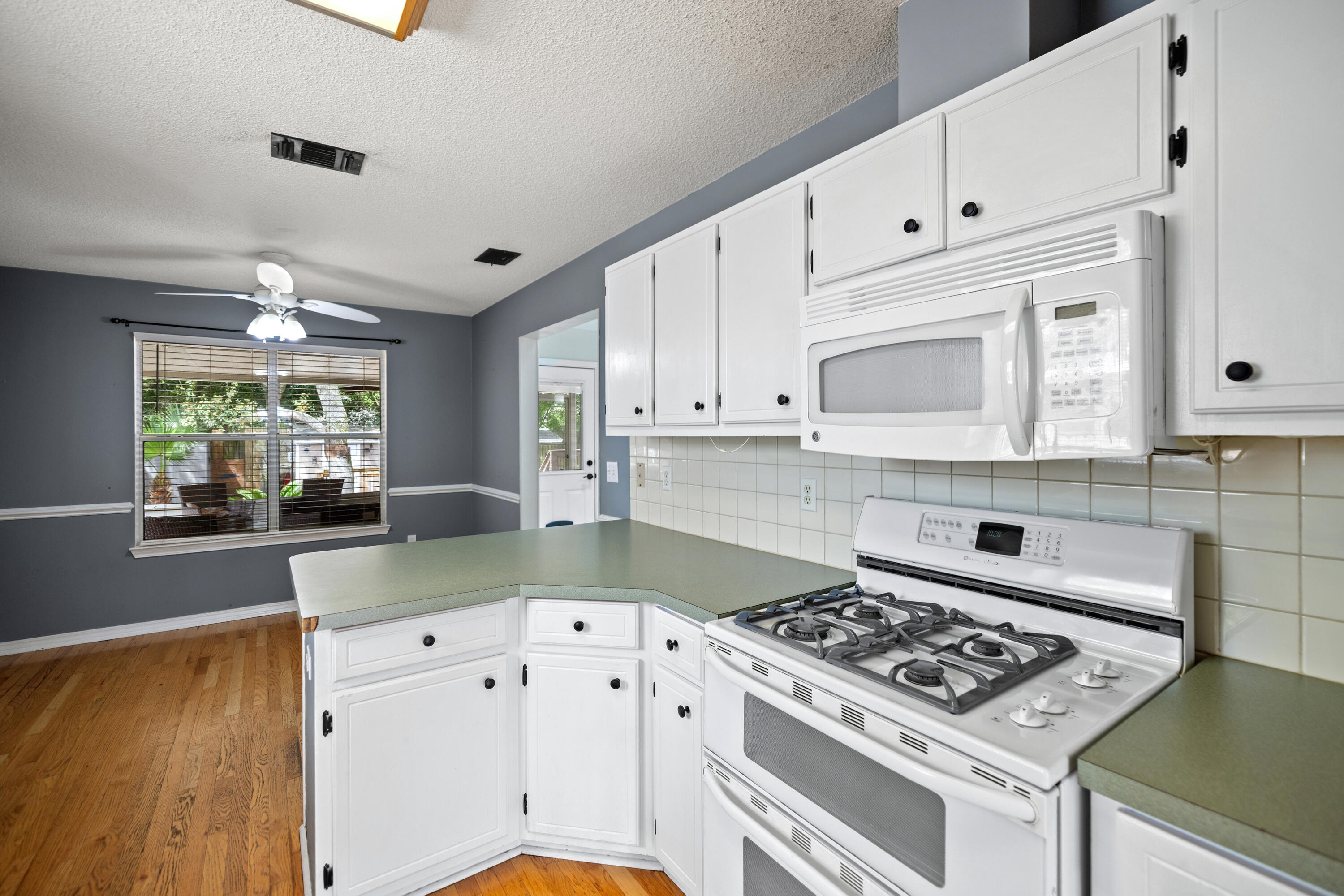 SCRANTON ESTATES - Residential