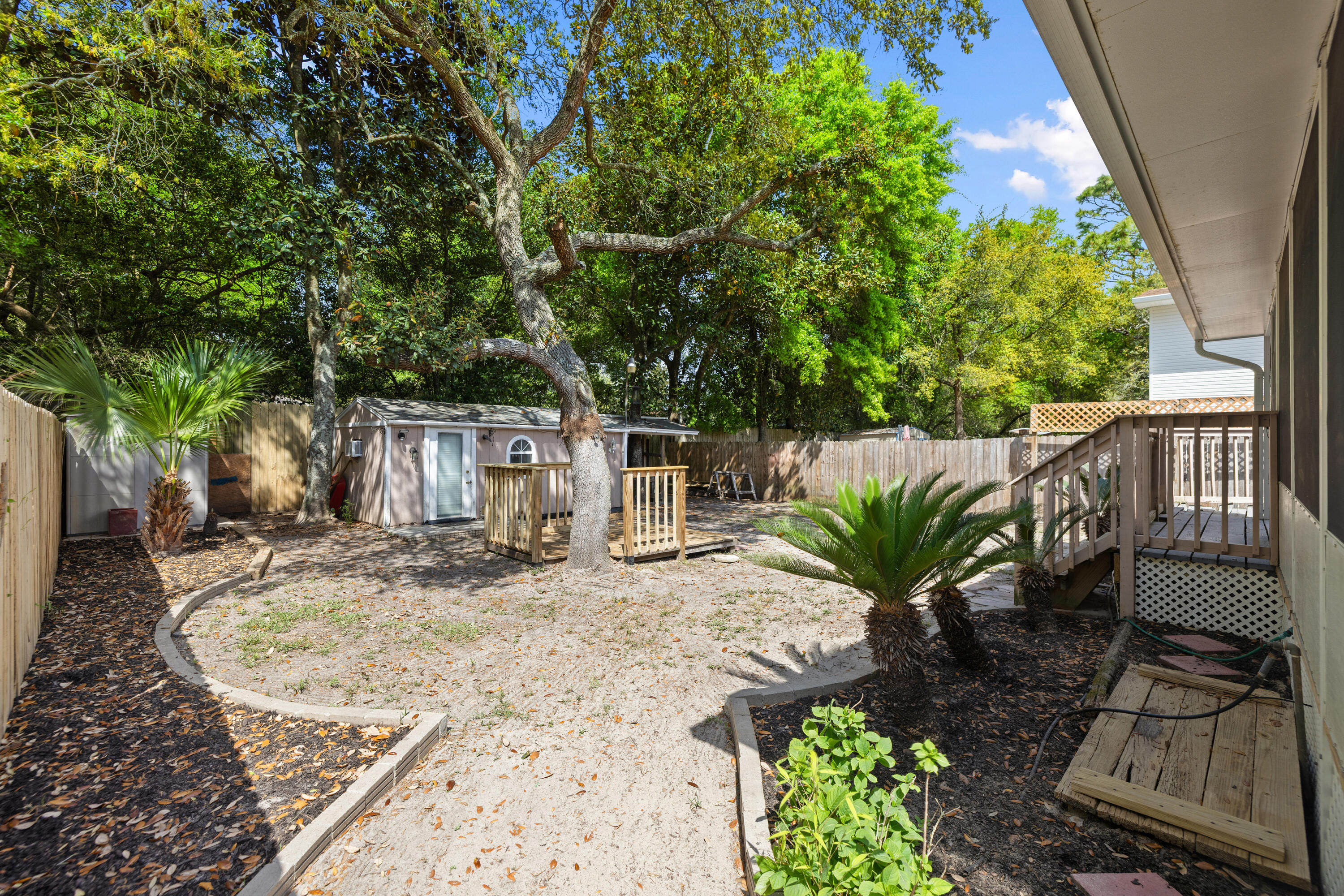 SCRANTON ESTATES - Residential