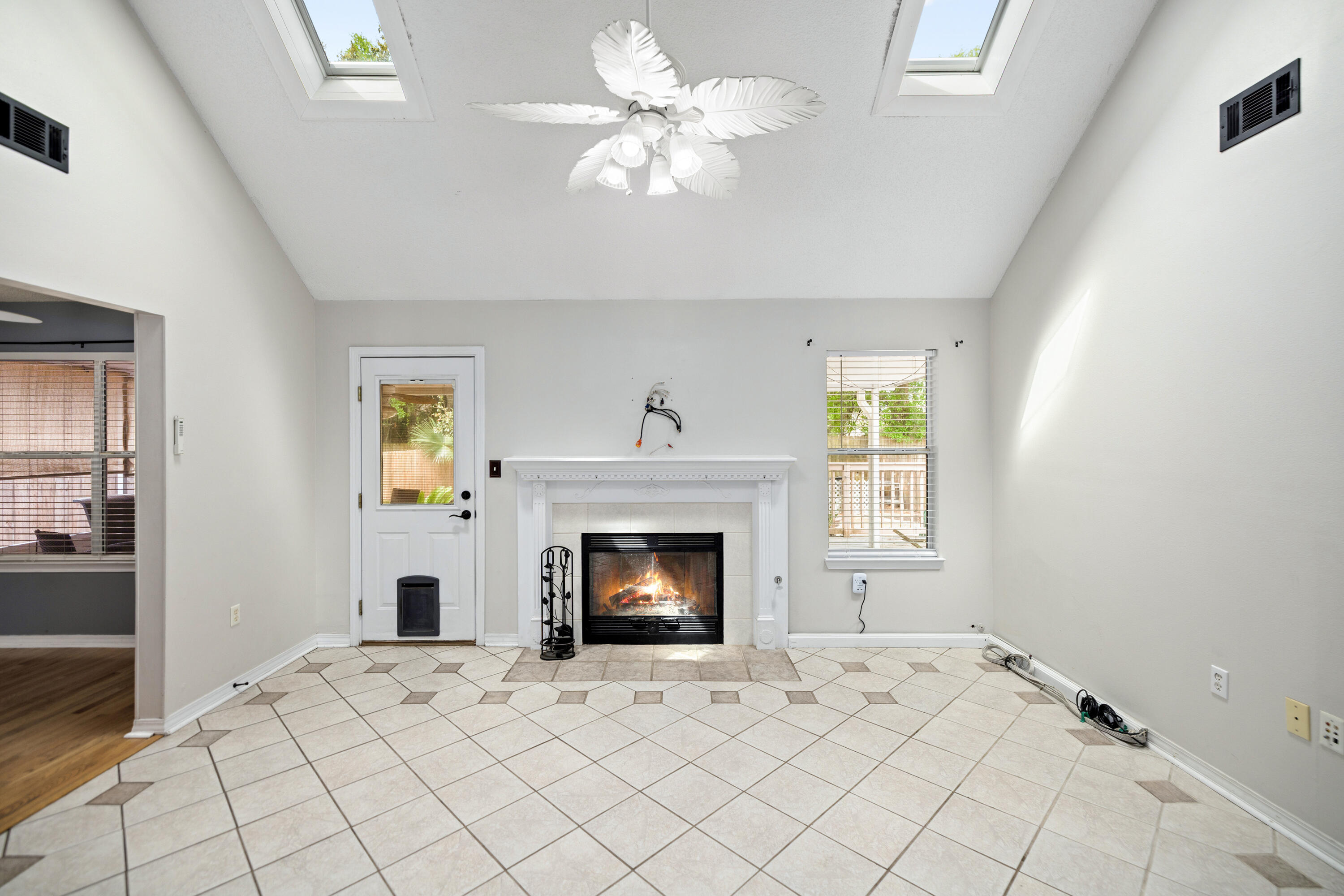 SCRANTON ESTATES - Residential