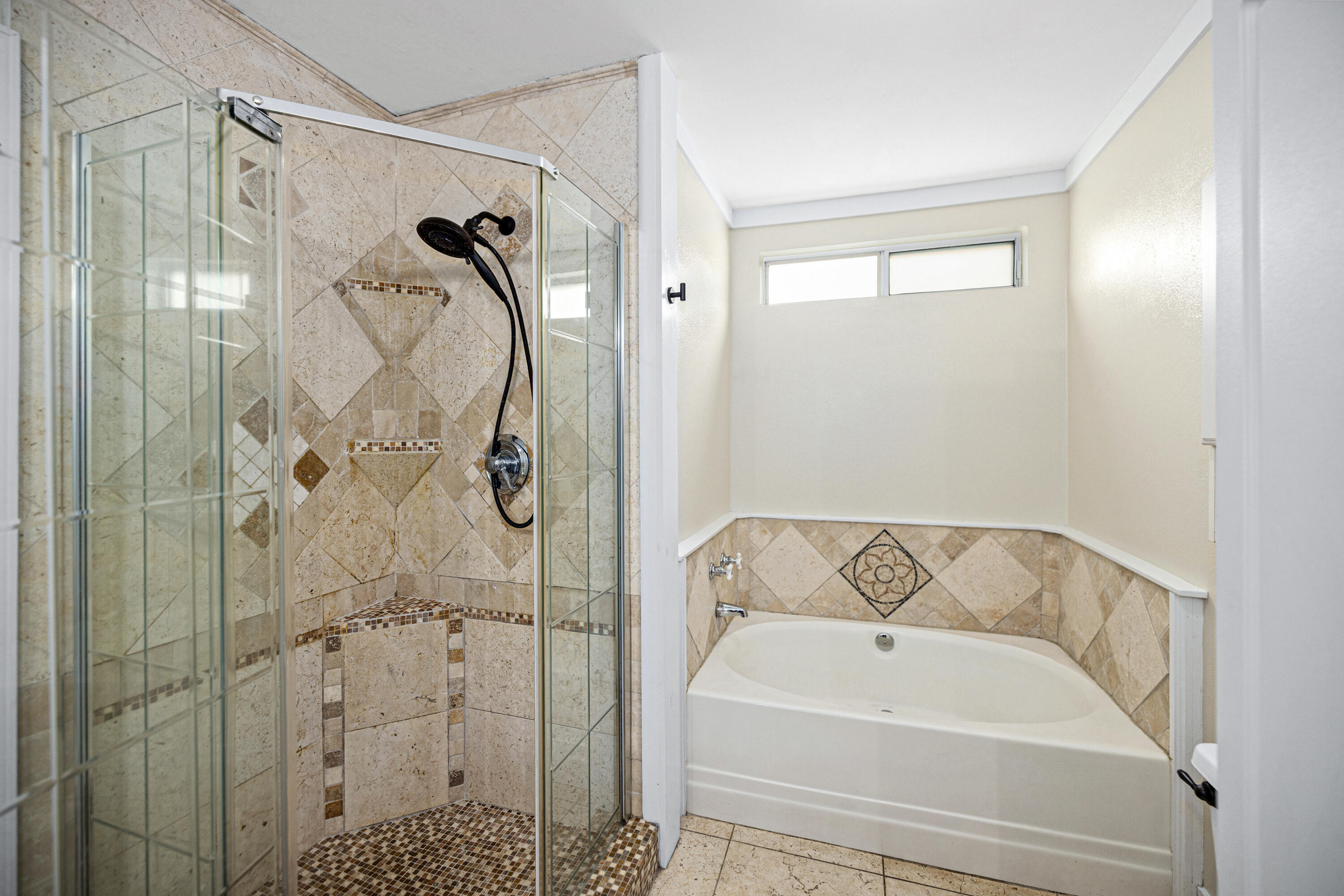 SCRANTON ESTATES - Residential