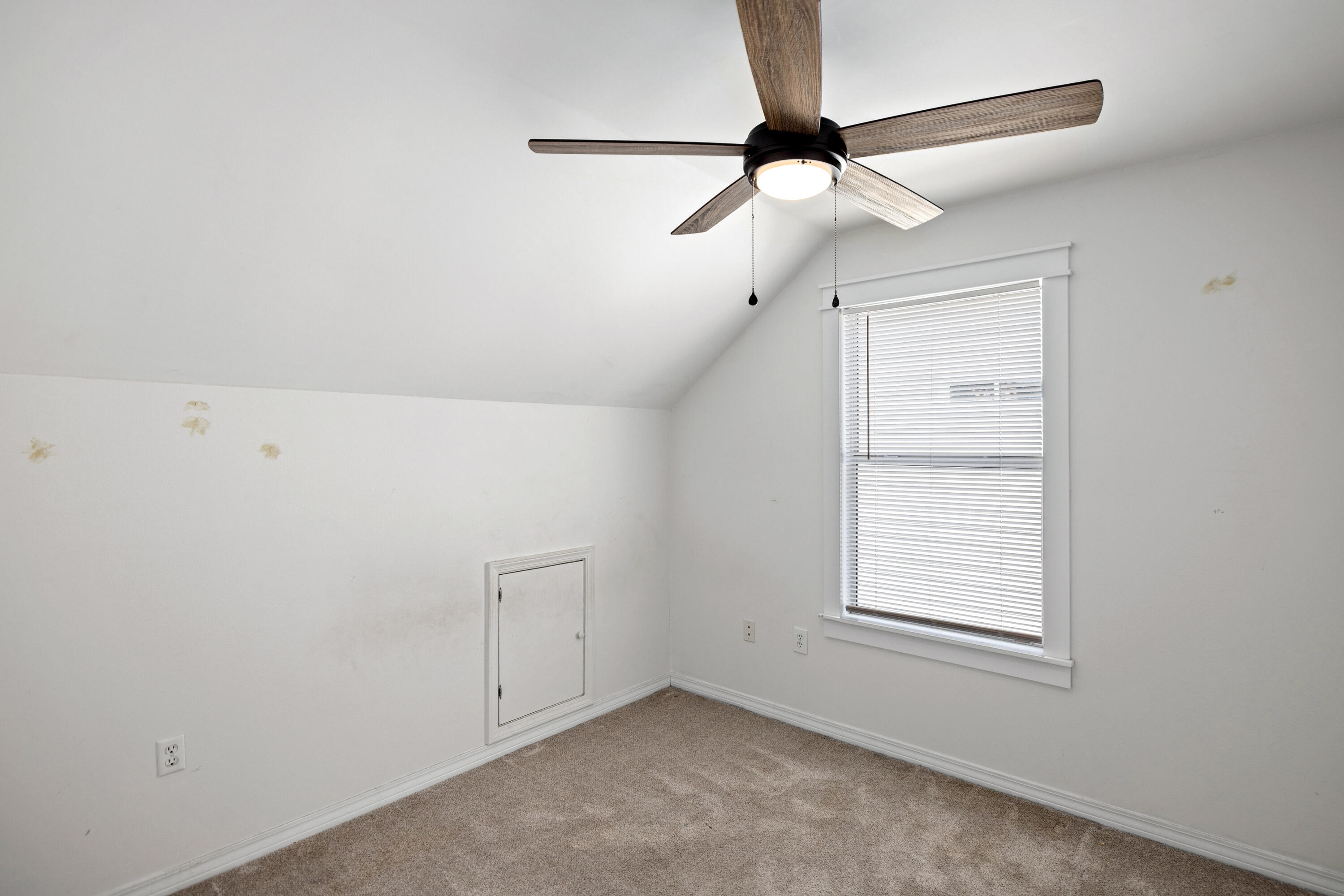 SCRANTON ESTATES - Residential