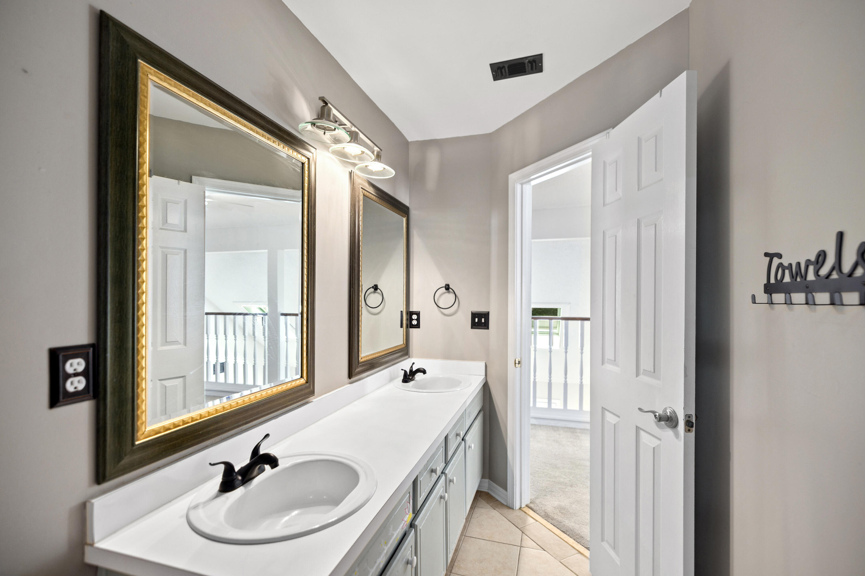 SCRANTON ESTATES - Residential