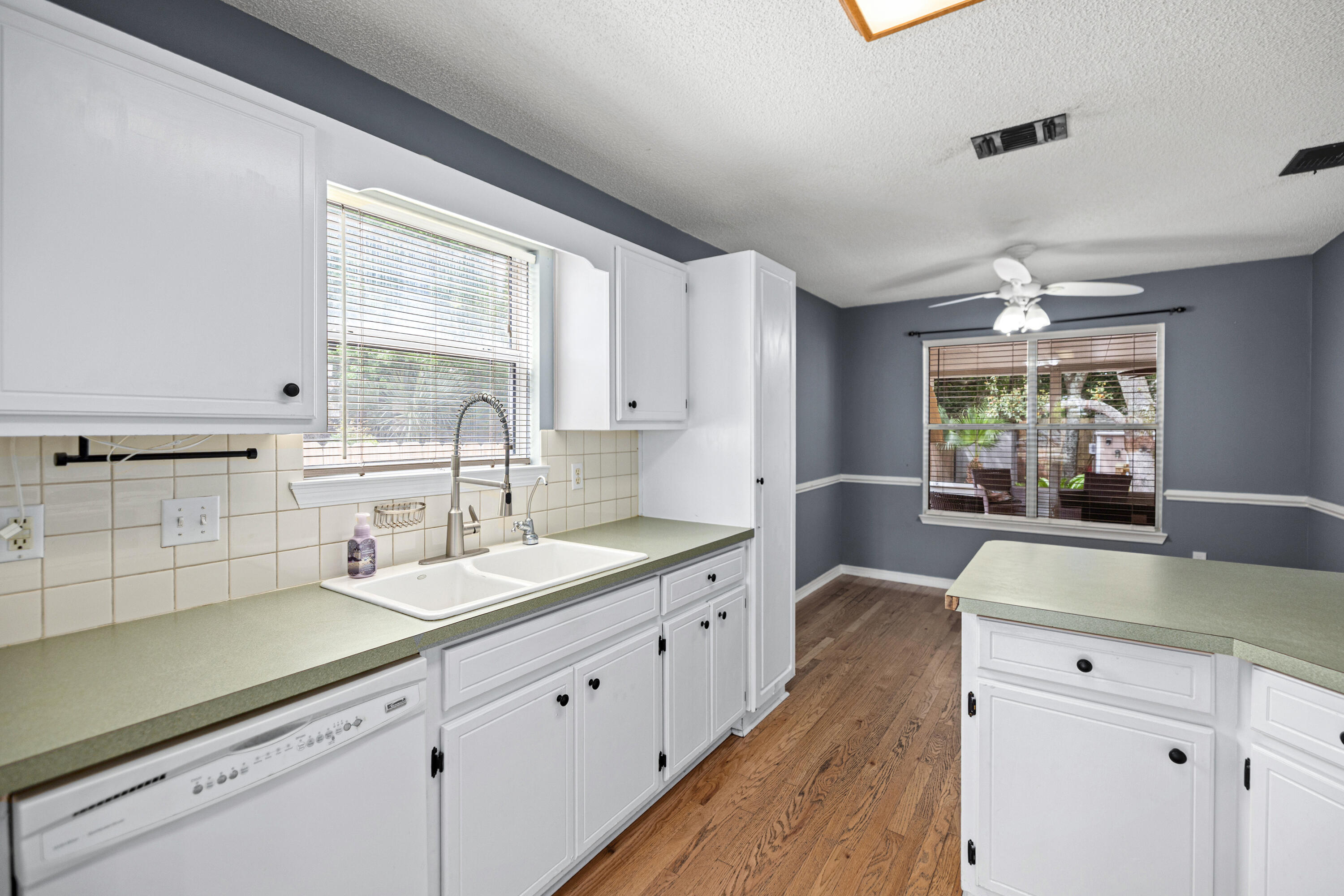 SCRANTON ESTATES - Residential