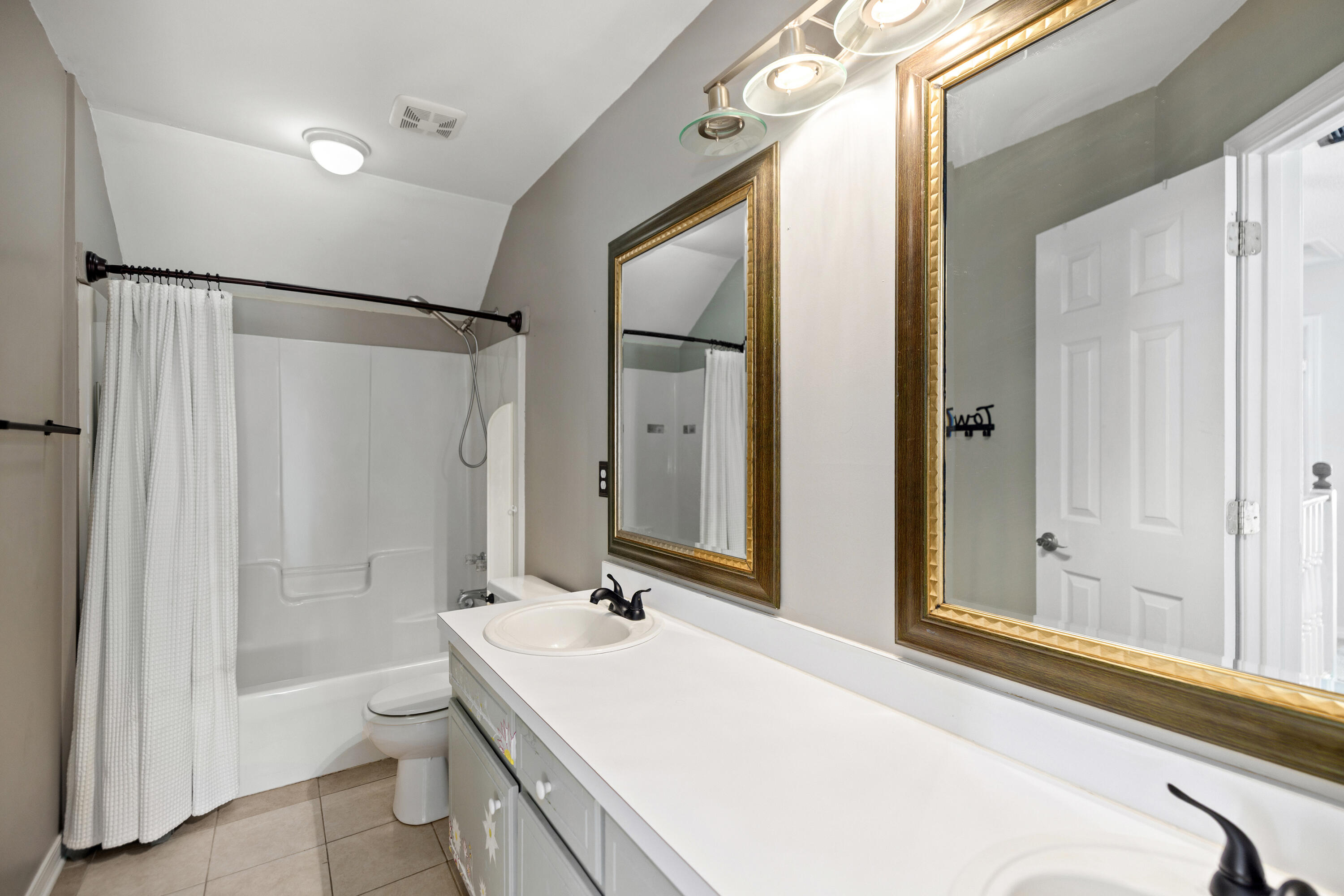 SCRANTON ESTATES - Residential