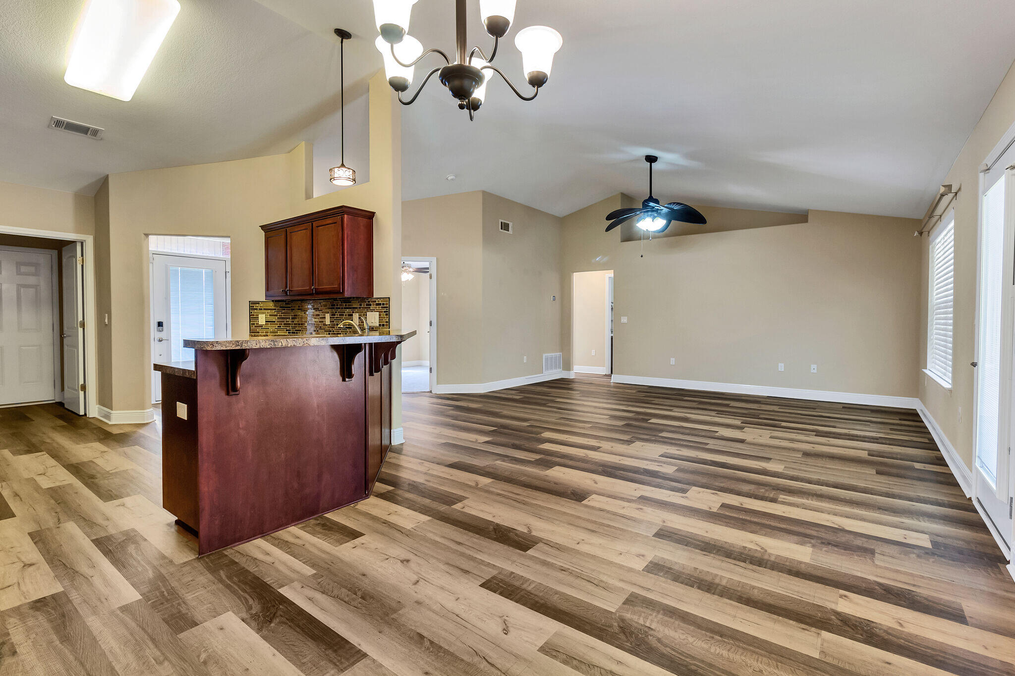 BAY PINES - Residential Lease