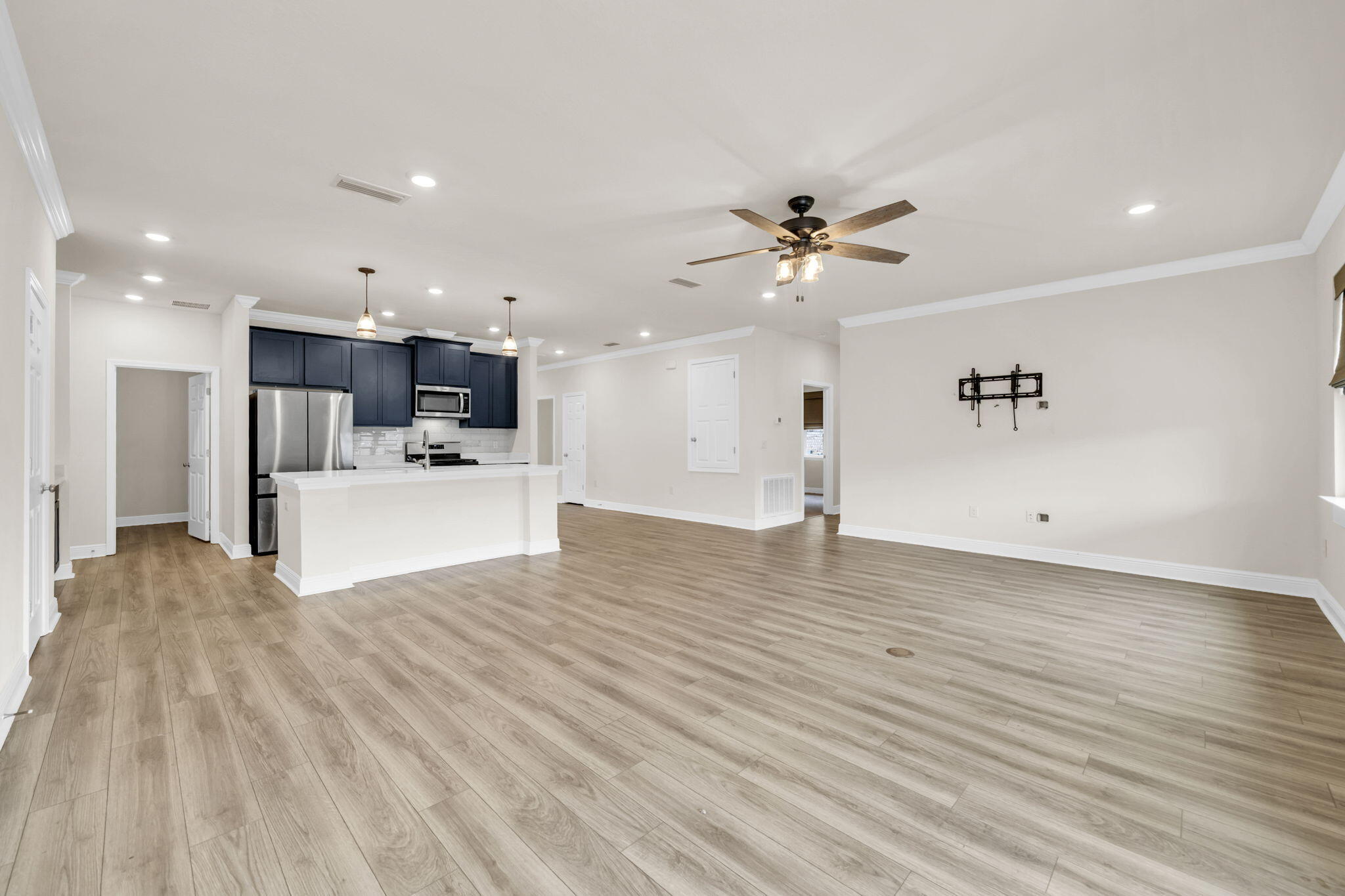 HAMMOCK BAY - Residential Lease